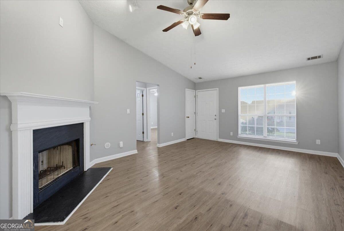 3 bedroom, 2 bathroom, 1,336 sq ft single family residence for sale at 604 Village Way, Stockbridge, GA 30281 — photo 6