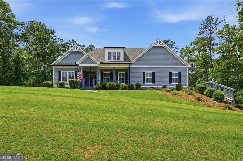 3 bedroom, 3 bathroom, 3,220 sq ft single family residence for sale at 423 Spring Lake Hills, White, GA 30184 — photo 1 of 40