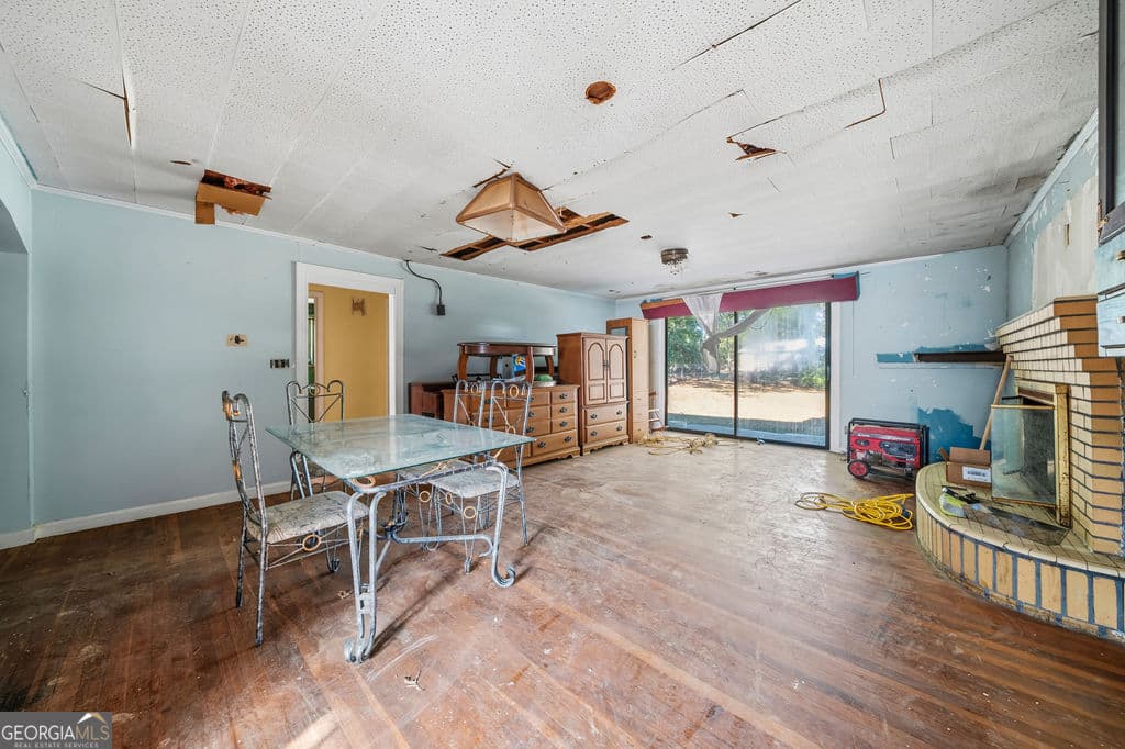 2 bedroom, 1 bathroom, 1,118 sq ft single family residence for sale at 176 Woods Road, Rome, GA 30165 — photo 4