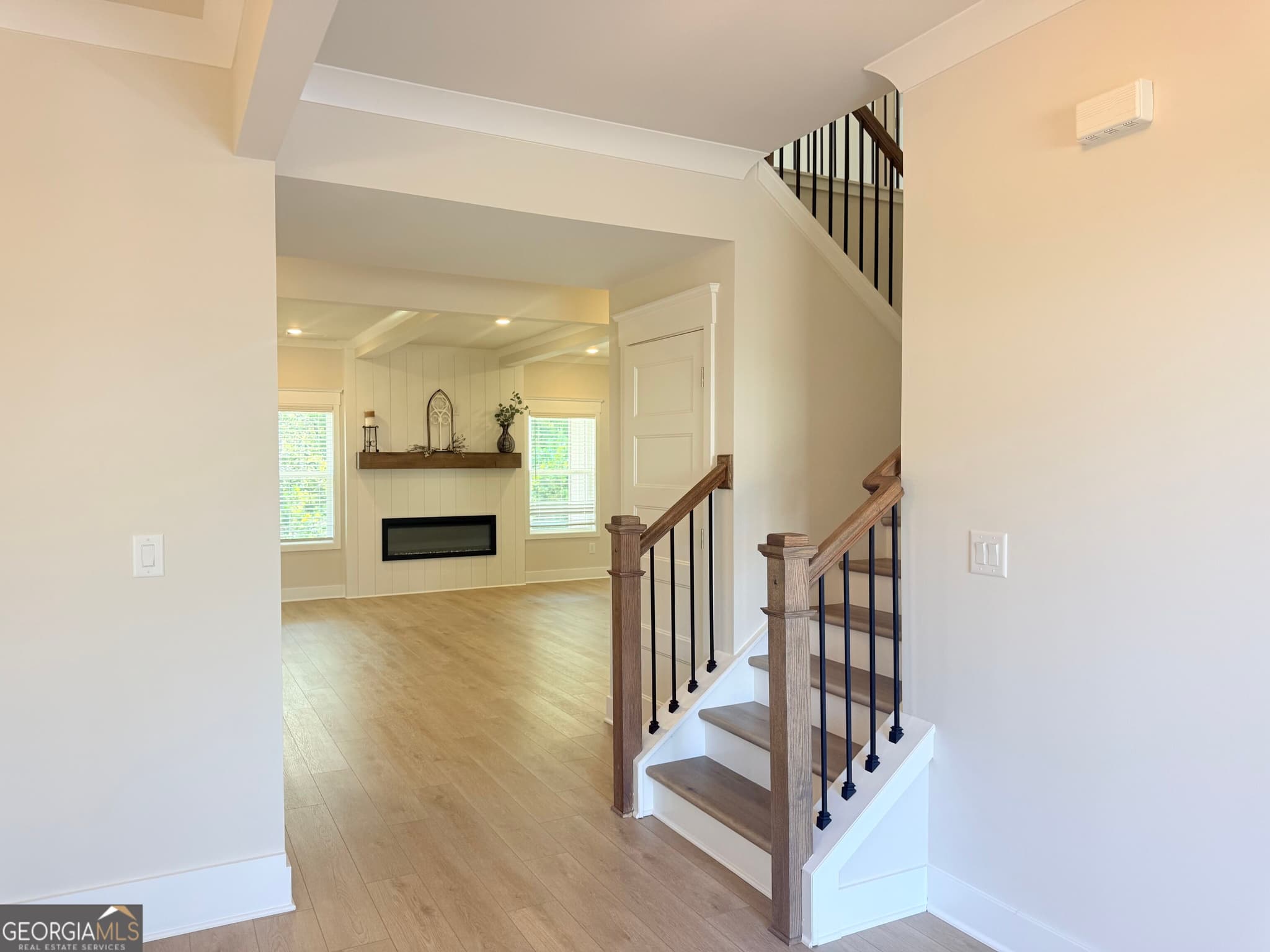 5 bedroom, 4 bathroom, 2,800 sq ft single family residence for sale at 5346 Windridge Parkway 24A, Gainesville, GA 30507 — photo 5