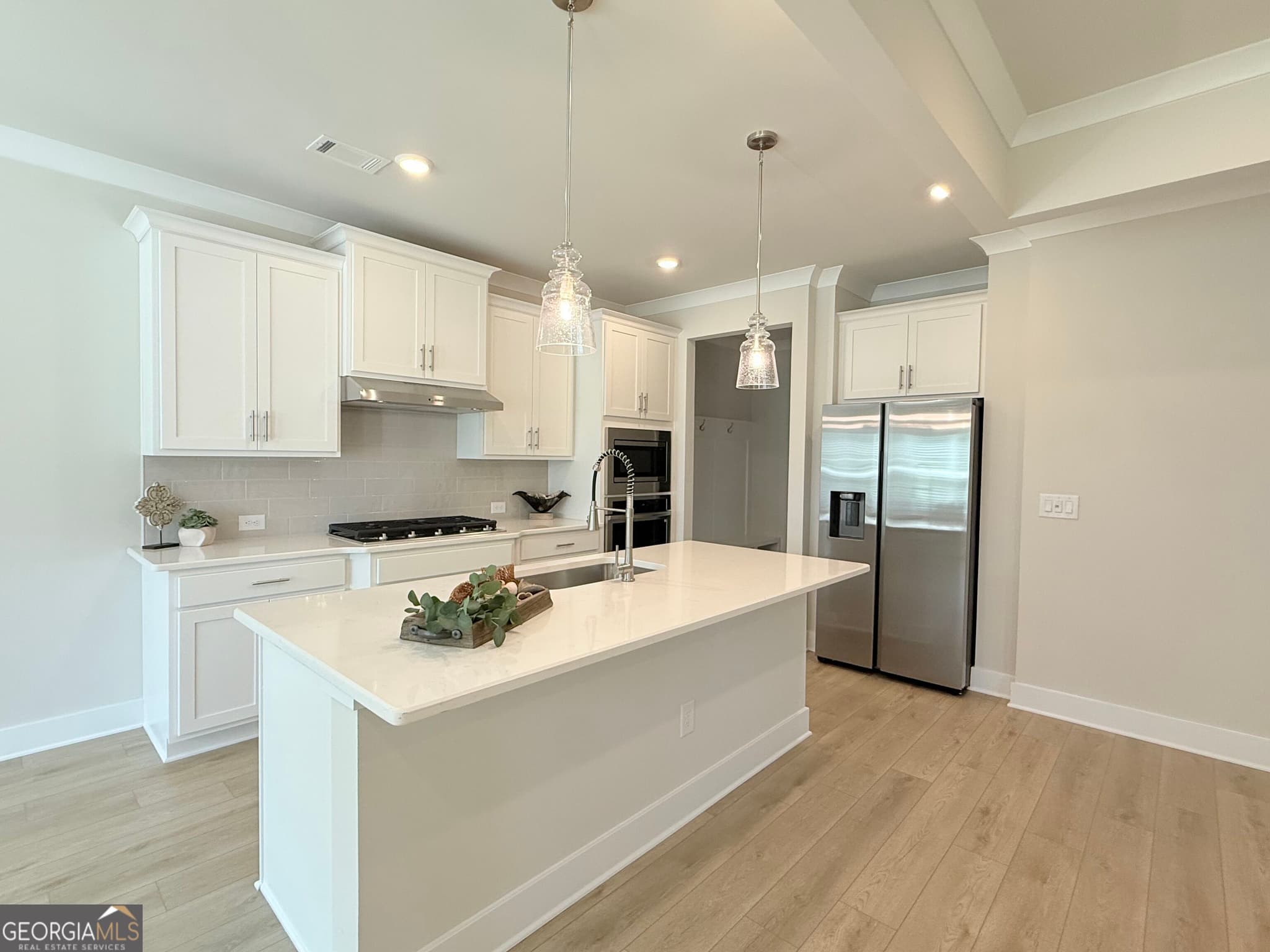 5 bedroom, 4 bathroom, 2,800 sq ft single family residence for sale at 5346 Windridge Parkway 24A, Gainesville, GA 30507 — photo 9
