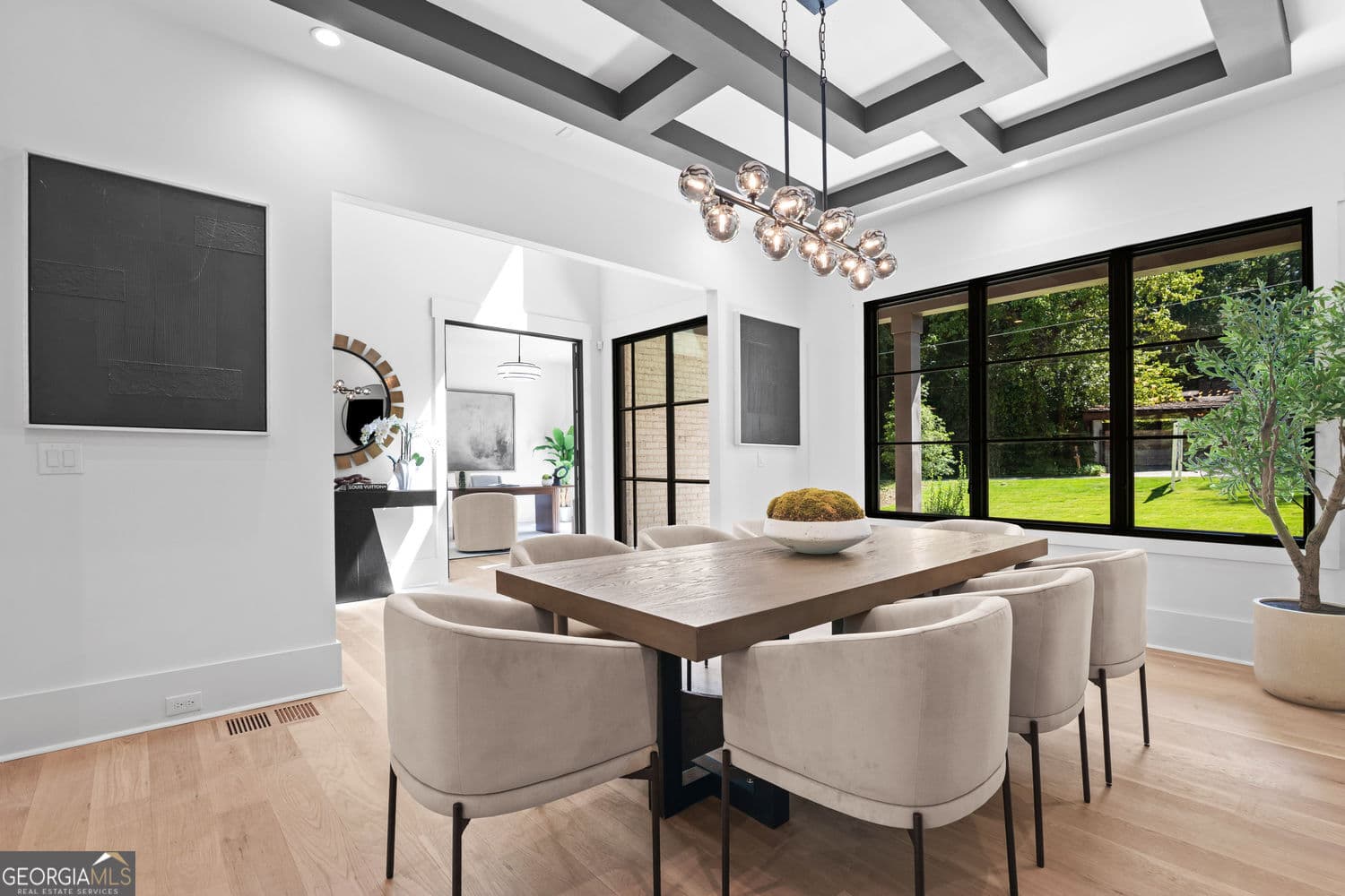 6 bedroom, 8 bathroom, 7,650 sq ft single family residence for sale at 4132 Haverhill Drive, Atlanta, GA 30342 — photo 9