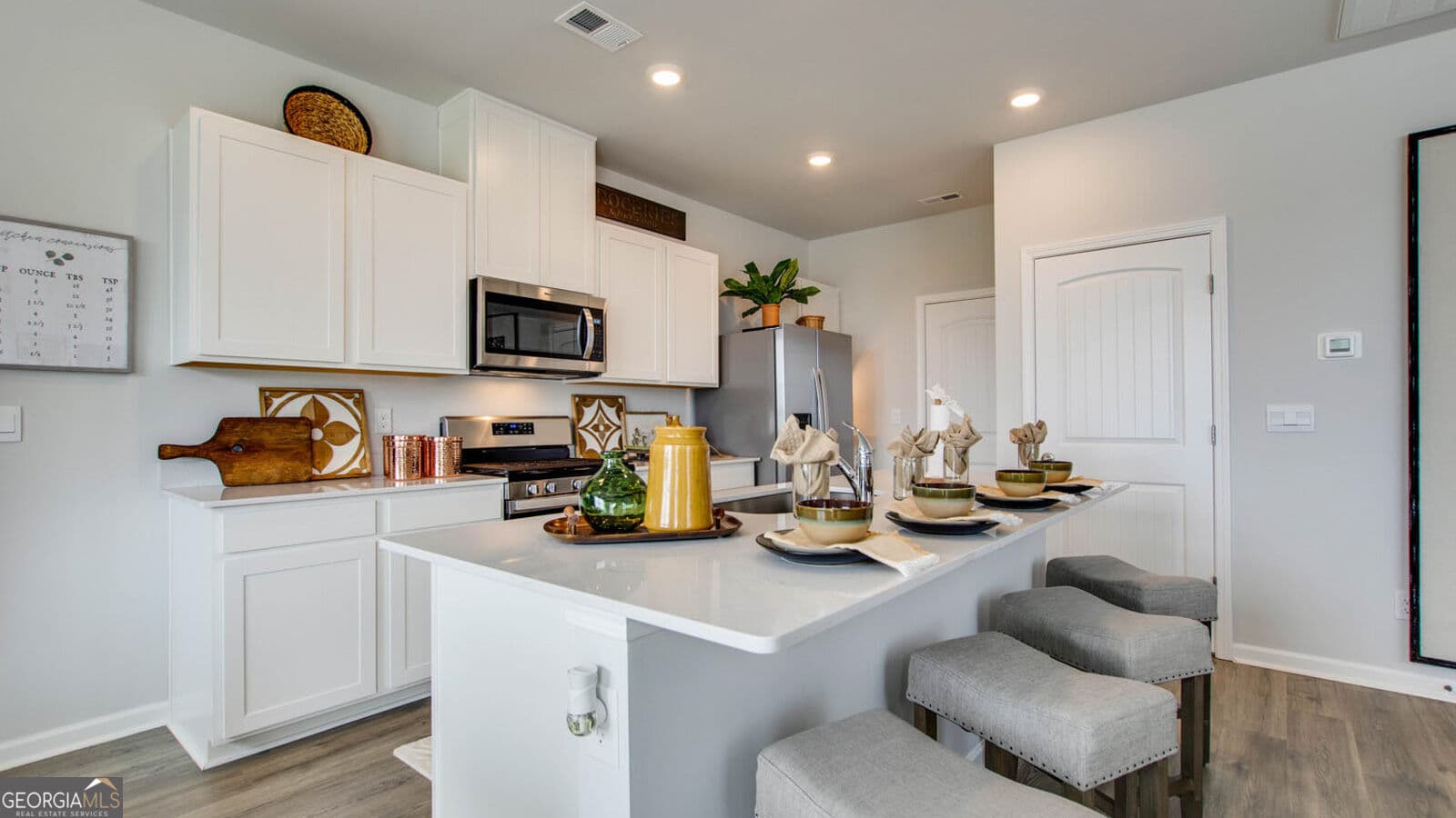 4 bedroom, 2.5 bathroom, 1,821 sq ft single family residence for sale at 240 Hammersmith Landing, Brunswick, GA 31525 — photo 6