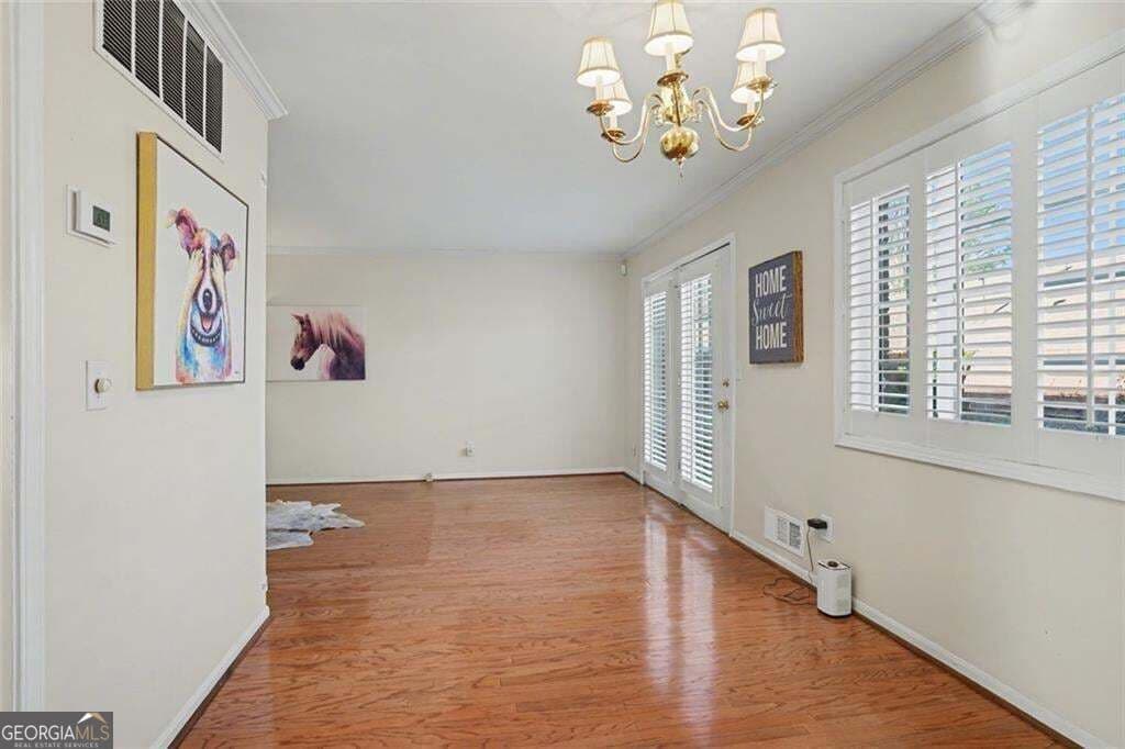 2 bedroom, 1.5 bathroom, 886 sq ft condominium for sale at 5375 Roswell Road B1, Sandy Springs, GA 30342 — photo 9