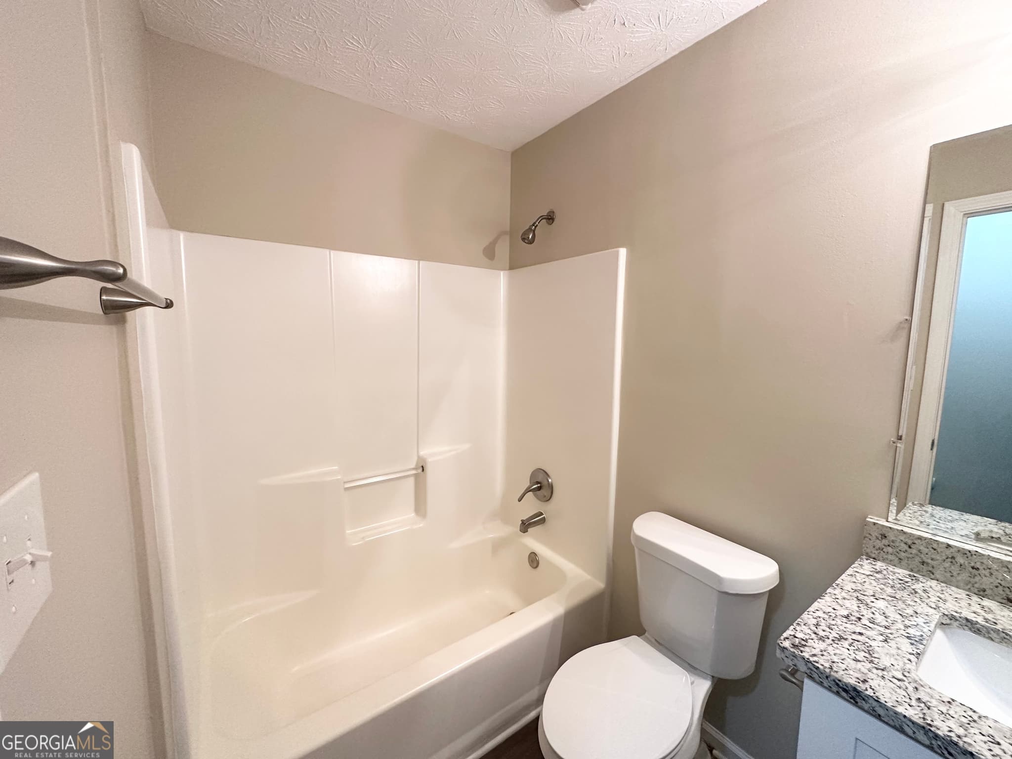3 bedroom, 2 bathroom, 1,476 sq ft single family residence for sale at 1641 NE Riverchase Circle, Conyers, GA 30013 — photo 8