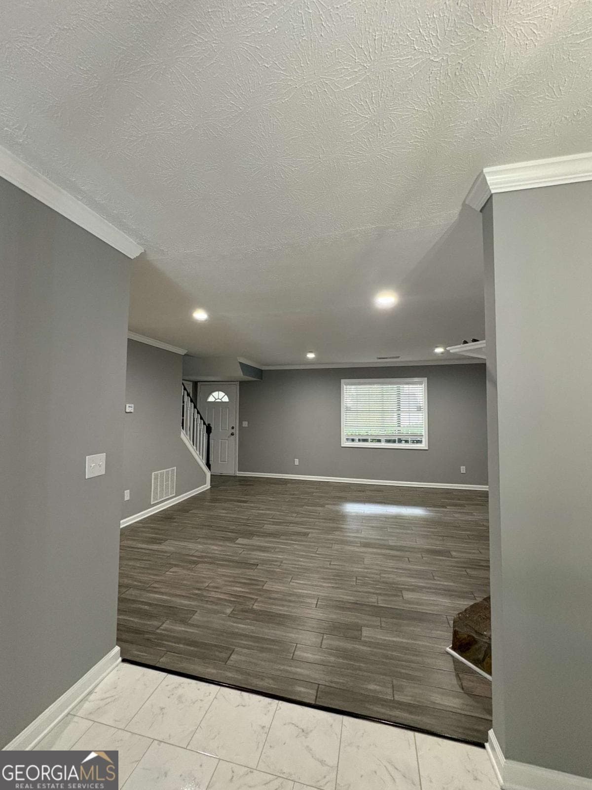 4 bedroom, 2 bathroom, 1,180 sq ft condominium for sale at 701 Pine Tree Trail 10E, Atlanta, GA 30349 — photo 2