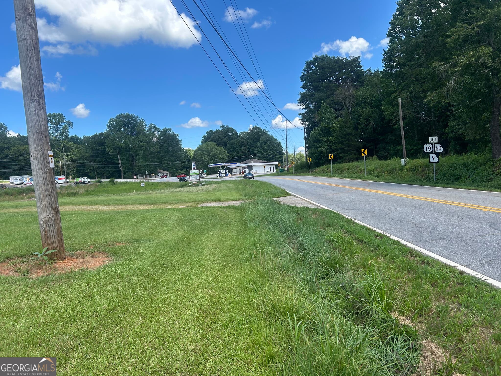 5 bedroom, 3 bathroom, 2,874 sq ft mixed use for sale at 4039 Highway 19, Dahlonega, GA 30533 — photo 2