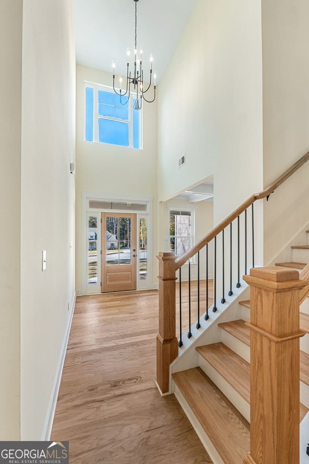 5 bedroom, 3 bathroom, 3,138 sq ft single family residence for sale at 2002 Millstream Court, Griffin, GA 30224 — photo 5