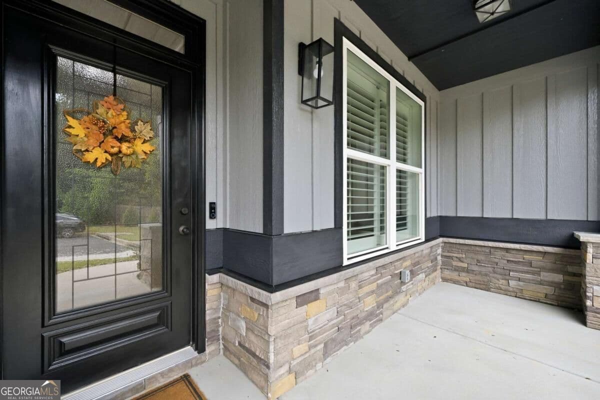 4 bedroom, 3 bathroom, 2,956 sq ft single family residence for sale at 2710 Sandy Irwin Court, Marietta, GA 30064 — photo 3