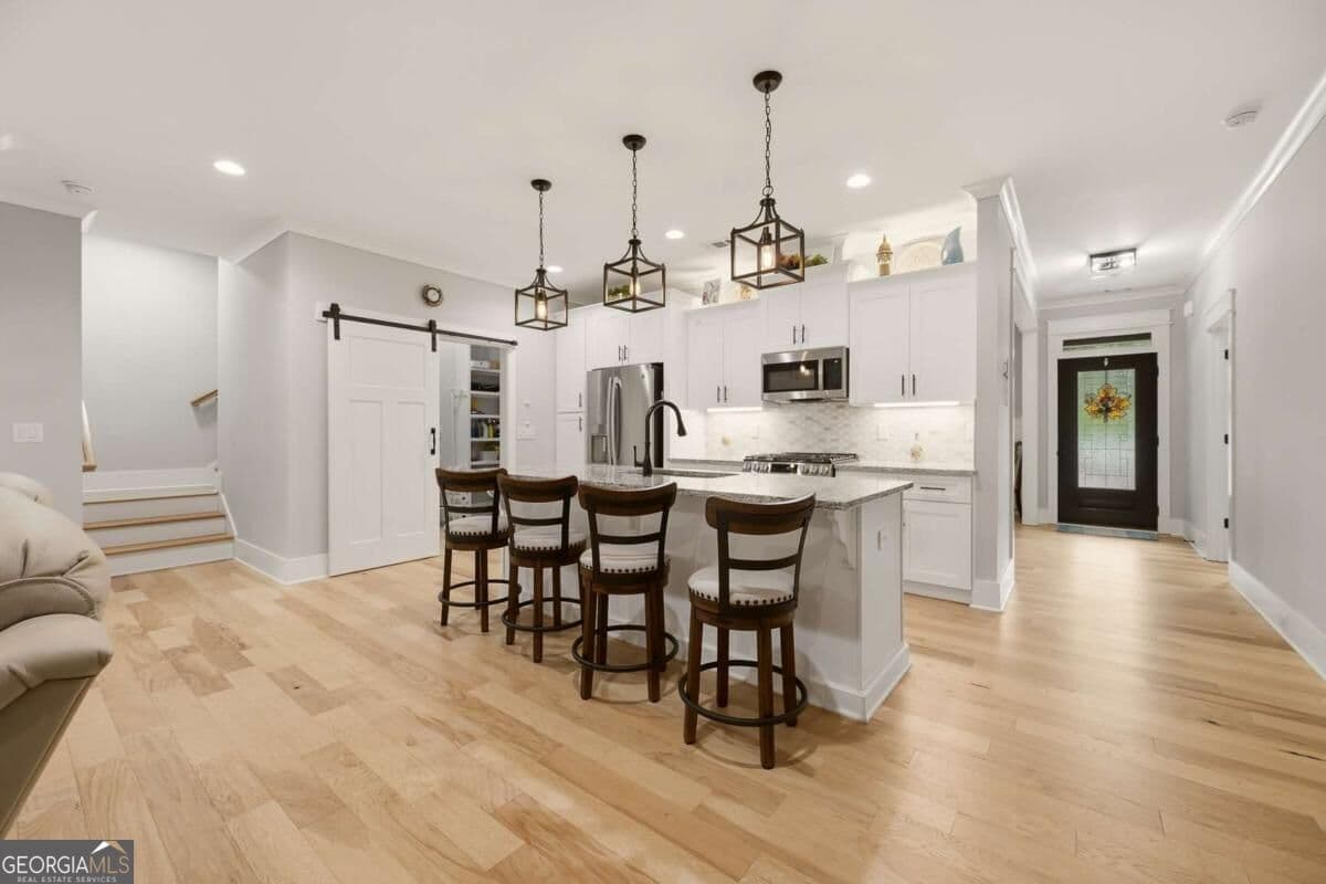 4 bedroom, 3 bathroom, 2,956 sq ft single family residence for sale at 2710 Sandy Irwin Court, Marietta, GA 30064 — photo 9
