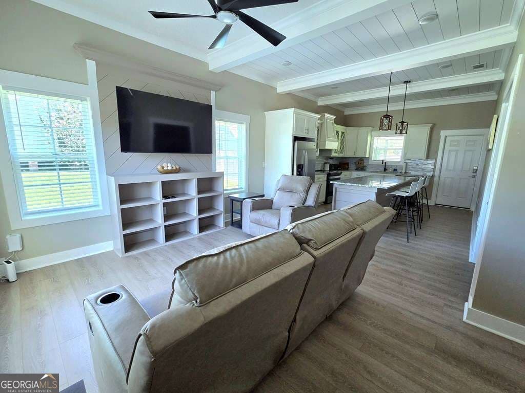 3 bedroom, 2 bathroom, 1,374 sq ft single family residence for sale at 215 E Eighth Street, Adel, GA 31620 — photo 5