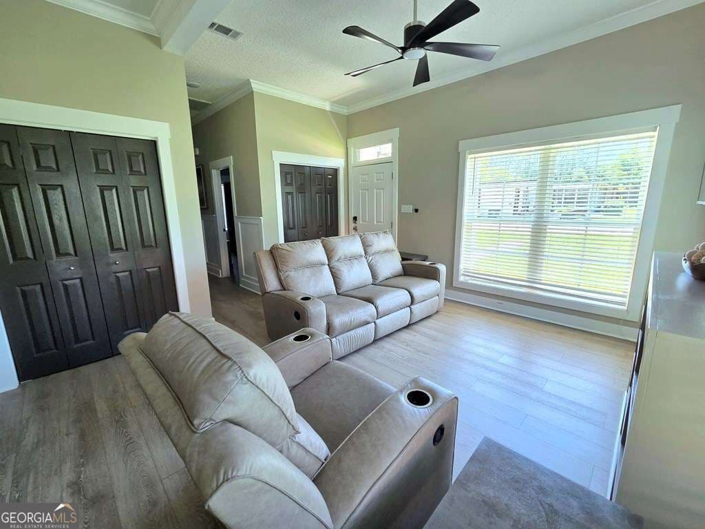 3 bedroom, 2 bathroom, 1,374 sq ft single family residence for sale at 215 E Eighth Street, Adel, GA 31620 — photo 8