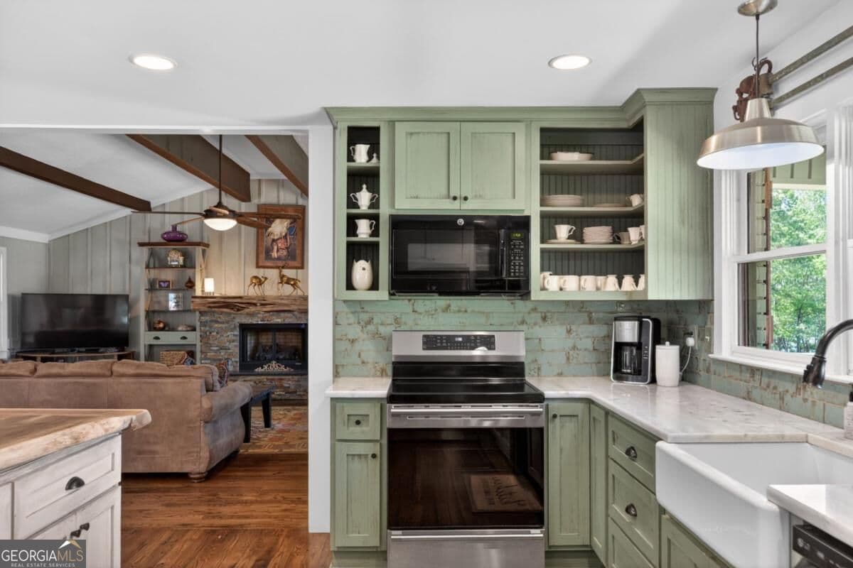 4 bedroom, 3.5 bathroom, 3,194 sq ft single family residence for sale at 1110 Old Driver Road, Whitesburg, GA 30185 — photo 6
