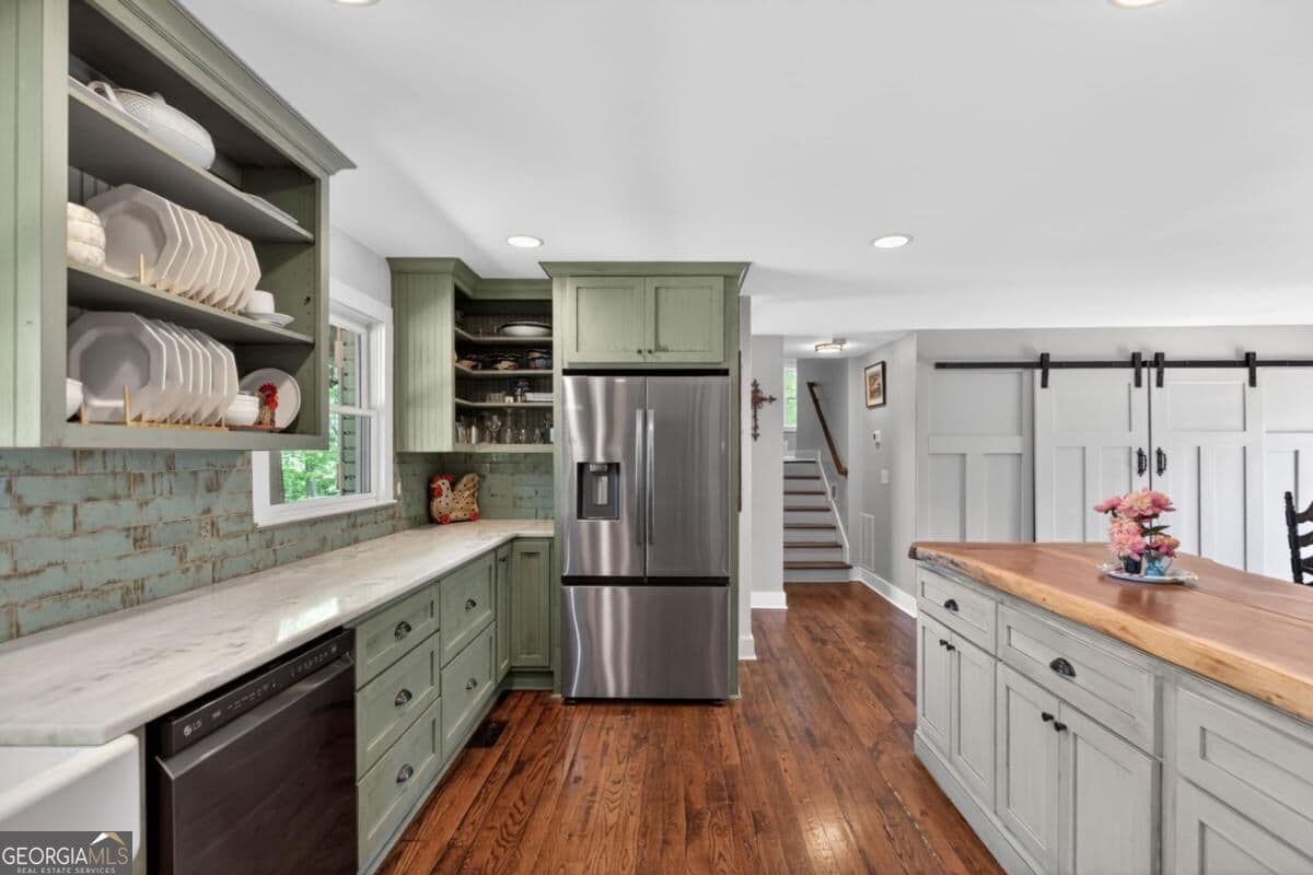 4 bedroom, 3.5 bathroom, 3,194 sq ft single family residence for sale at 1110 Old Driver Road, Whitesburg, GA 30185 — photo 10