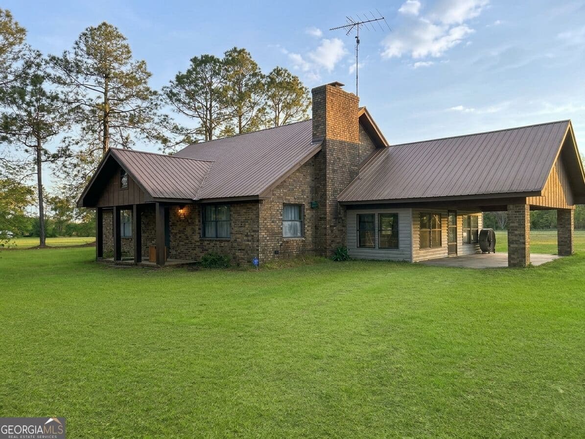4 bedroom, 3.5 bathroom, 3,300 sq ft single family residence for sale at 5074 Savannah Highway, Sylvania, GA 30467