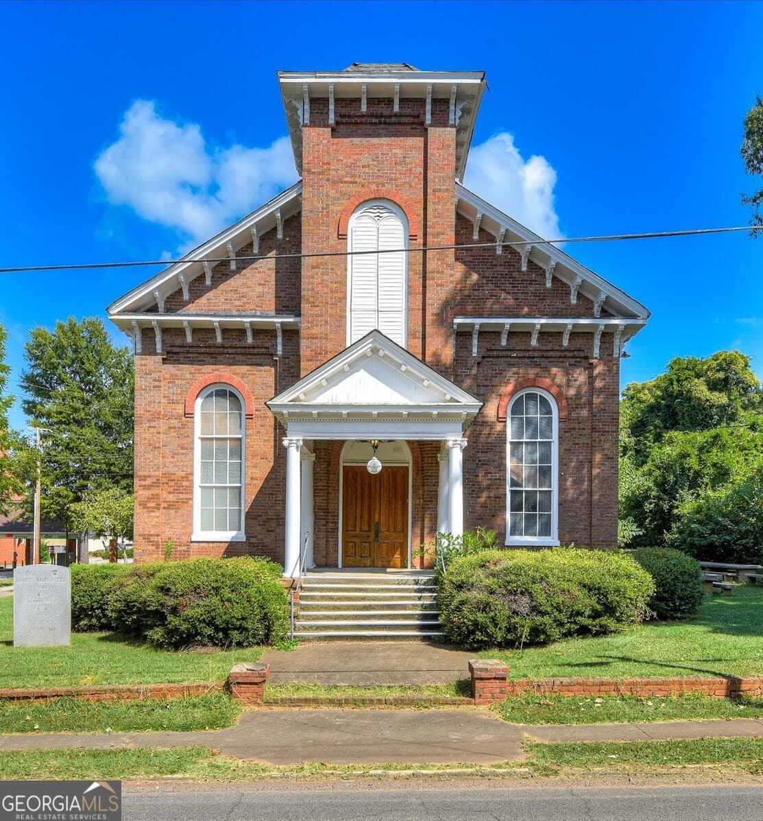 1 bedroom, 1.5 bathroom, 2,700 sq ft conversion for sale at 205 E Liberty Street, Washington, GA 30673 — photo 2