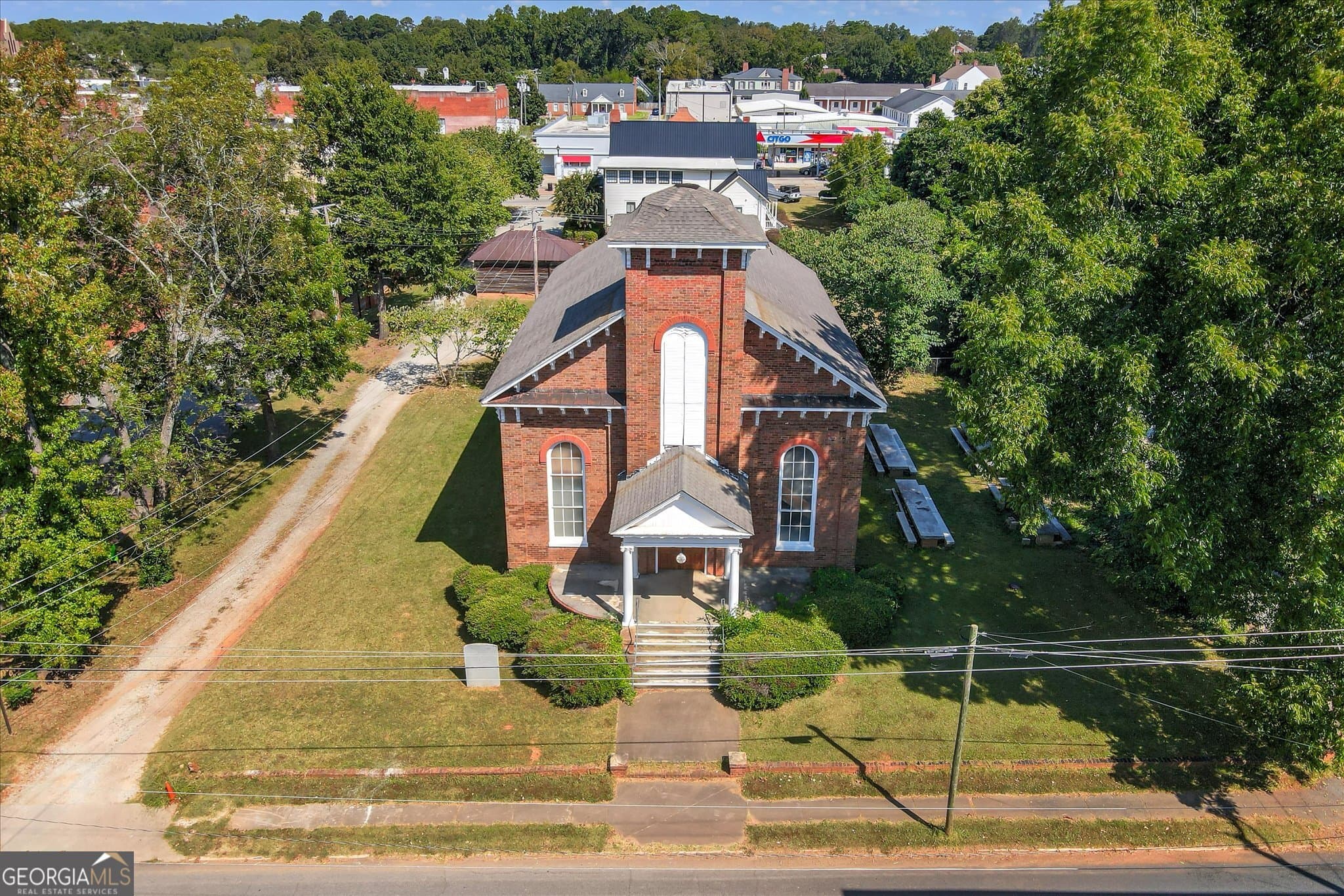 1 bedroom, 1.5 bathroom, 2,700 sq ft conversion for sale at 205 E Liberty Street, Washington, GA 30673 — photo 6