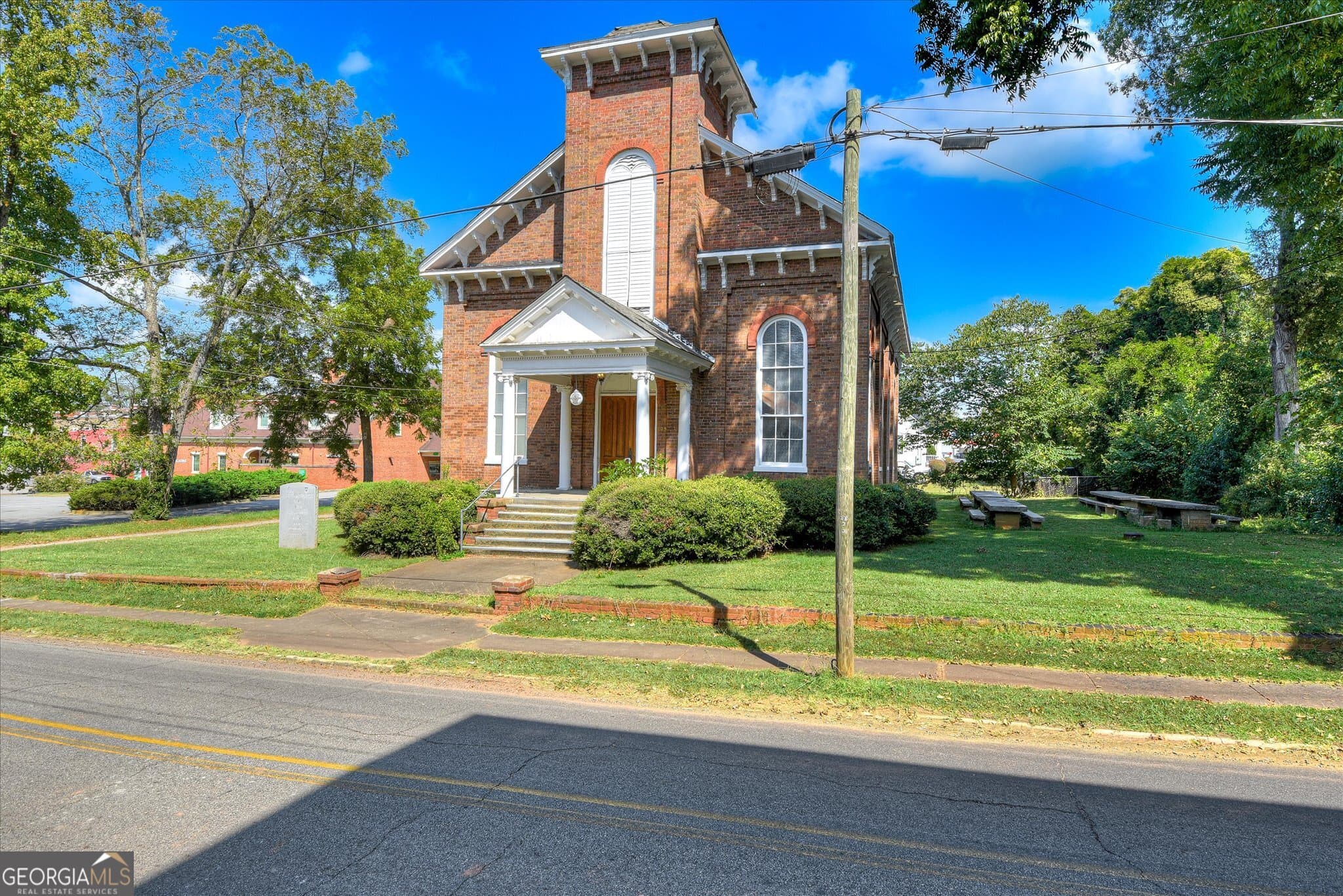 1 bedroom, 1.5 bathroom, 2,700 sq ft conversion for sale at 205 E Liberty Street, Washington, GA 30673 — photo 3