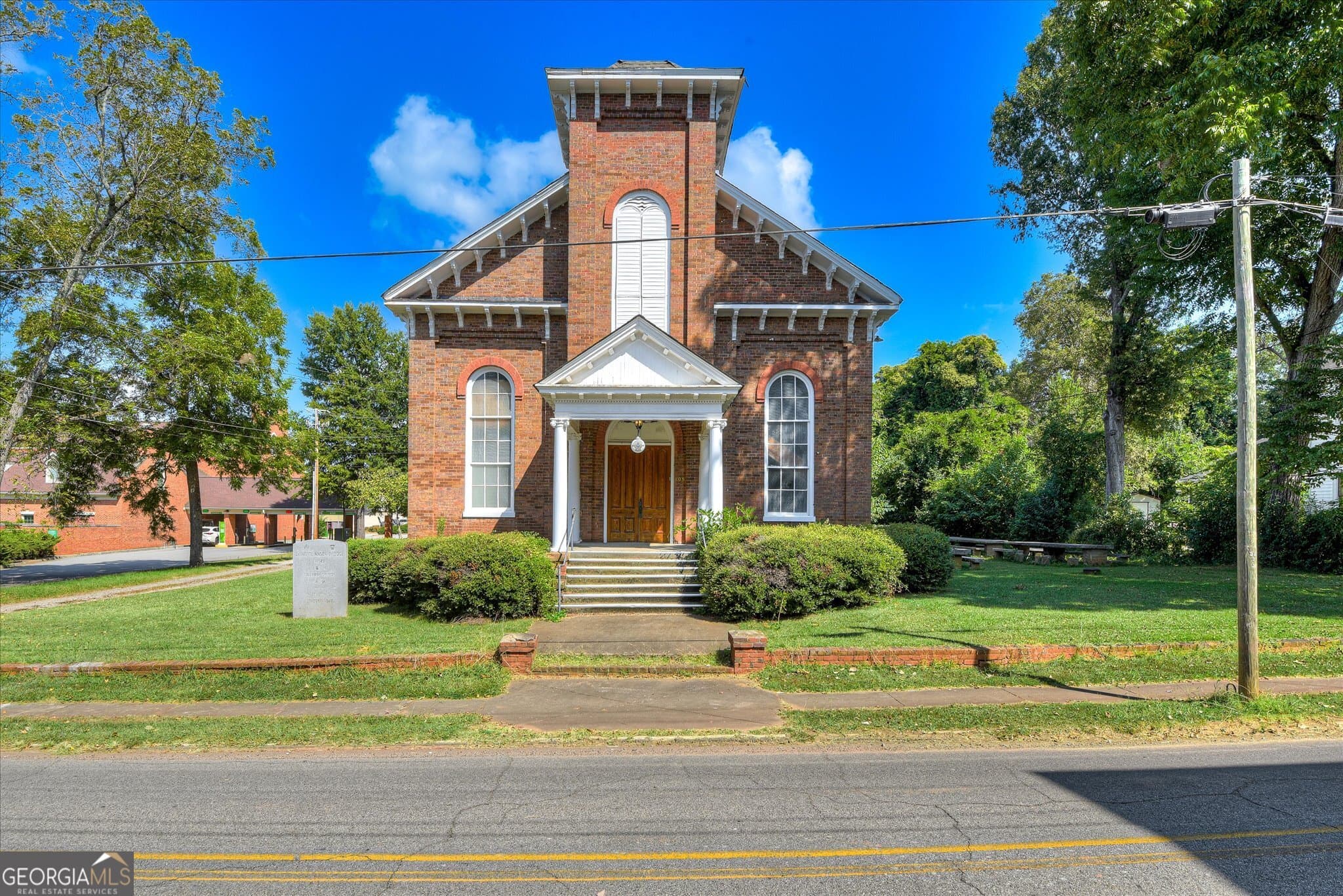 1 bedroom, 1.5 bathroom, 2,700 sq ft conversion for sale at 205 E Liberty Street, Washington, GA 30673