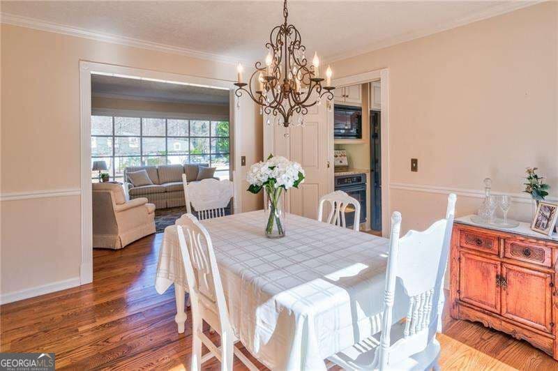 3 bedroom, 2.5 bathroom, 2,276 sq ft single family residence for rent at 4010 Mansion Drive, Marietta, GA 30062 for $2,850 a month — photo 5
