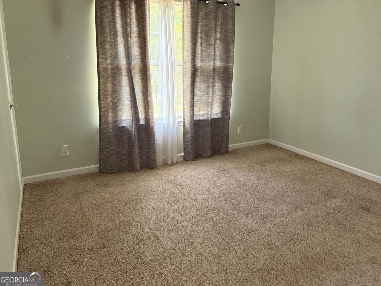 3 bedroom, 2.5 bathroom, 1,742 sq ft single family residence for sale at 10427 TOBANO Trail, Jonesboro, GA 30238 — photo 9