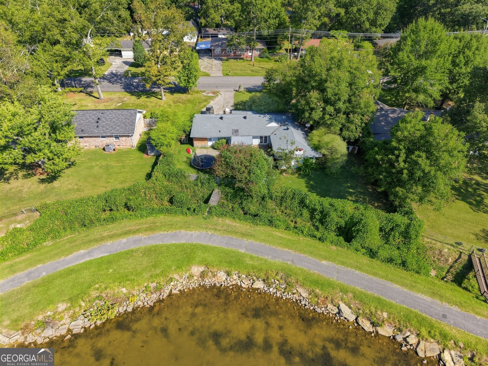 5 bedroom, 2 bathroom, 1,982 sq ft single family residence for sale at 419 Elliott Drive, Rome, GA 30165 — photo 6