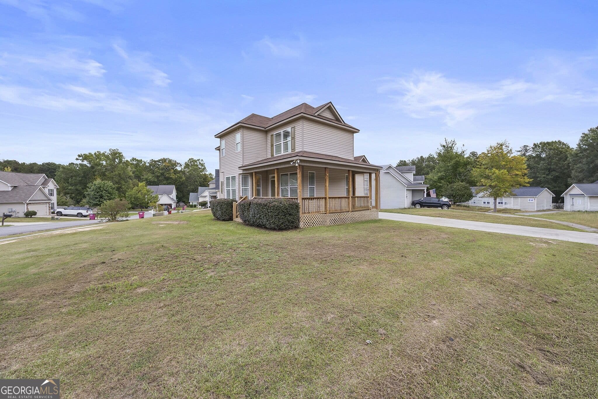 3 bedroom, 3 bathroom, 1,416 sq ft single family residence for sale at 358 Cypress Drive, Gray, GA 31032 — photo 3