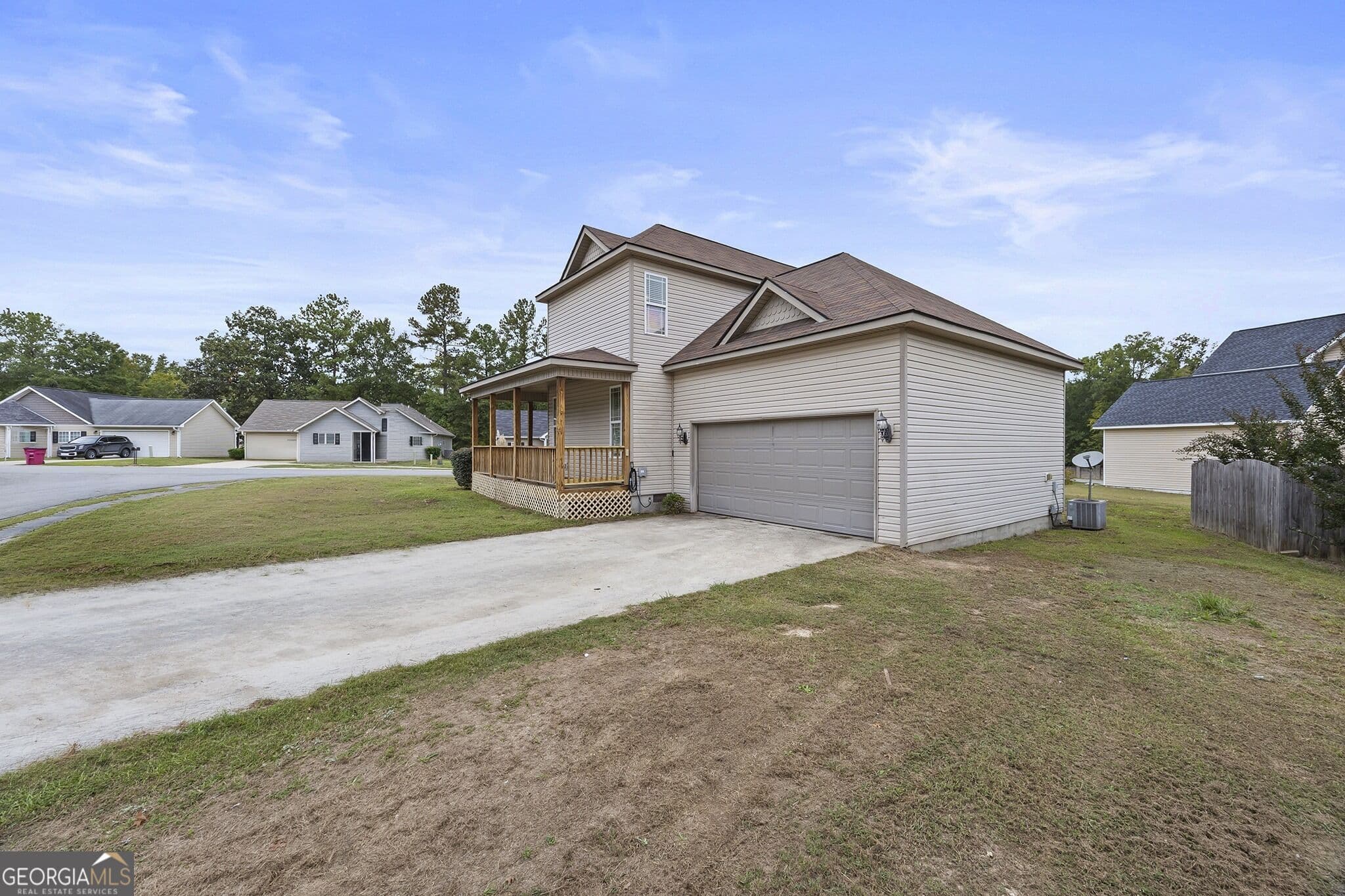 3 bedroom, 3 bathroom, 1,416 sq ft single family residence for sale at 358 Cypress Drive, Gray, GA 31032 — photo 4