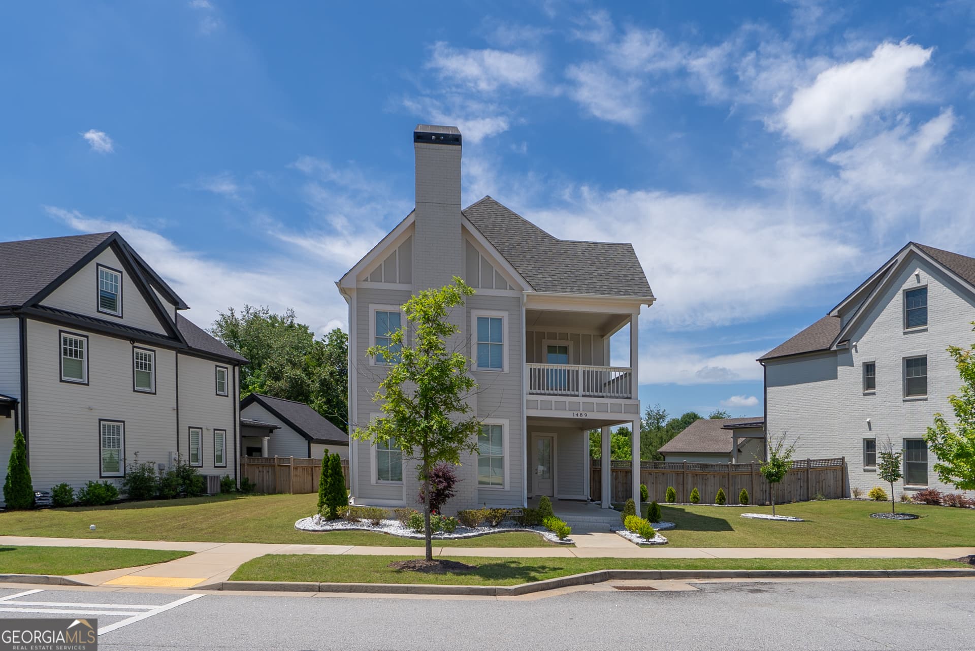5 bedroom, 4 bathroom, 2,833 sq ft single family residence for sale at 1489 Spruce Drive, Conyers, GA 30094 — photo 6