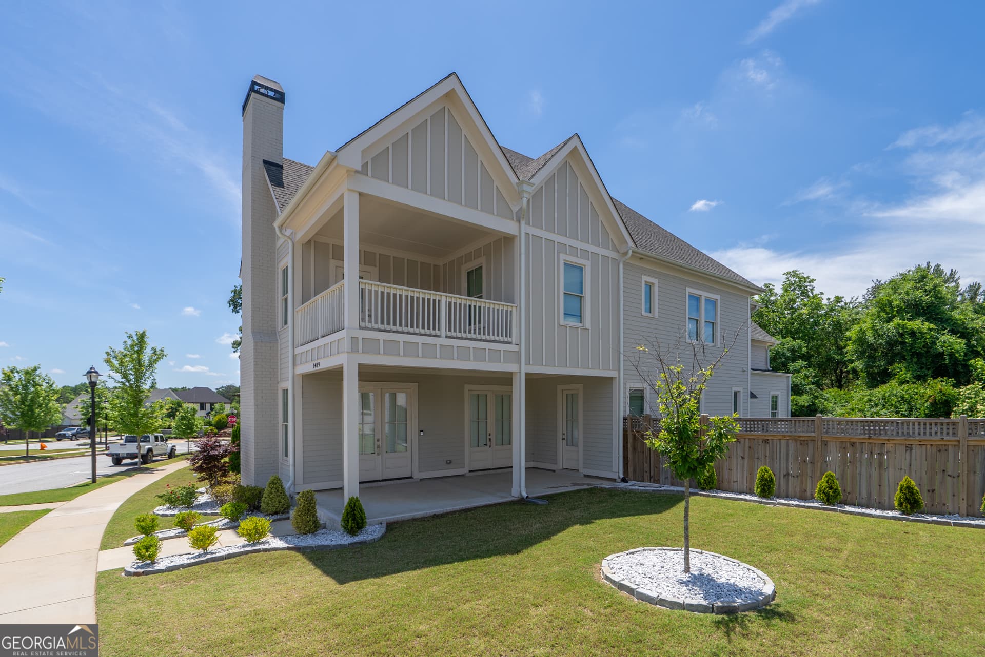 5 bedroom, 4 bathroom, 2,833 sq ft single family residence for sale at 1489 Spruce Drive, Conyers, GA 30094 — photo 3