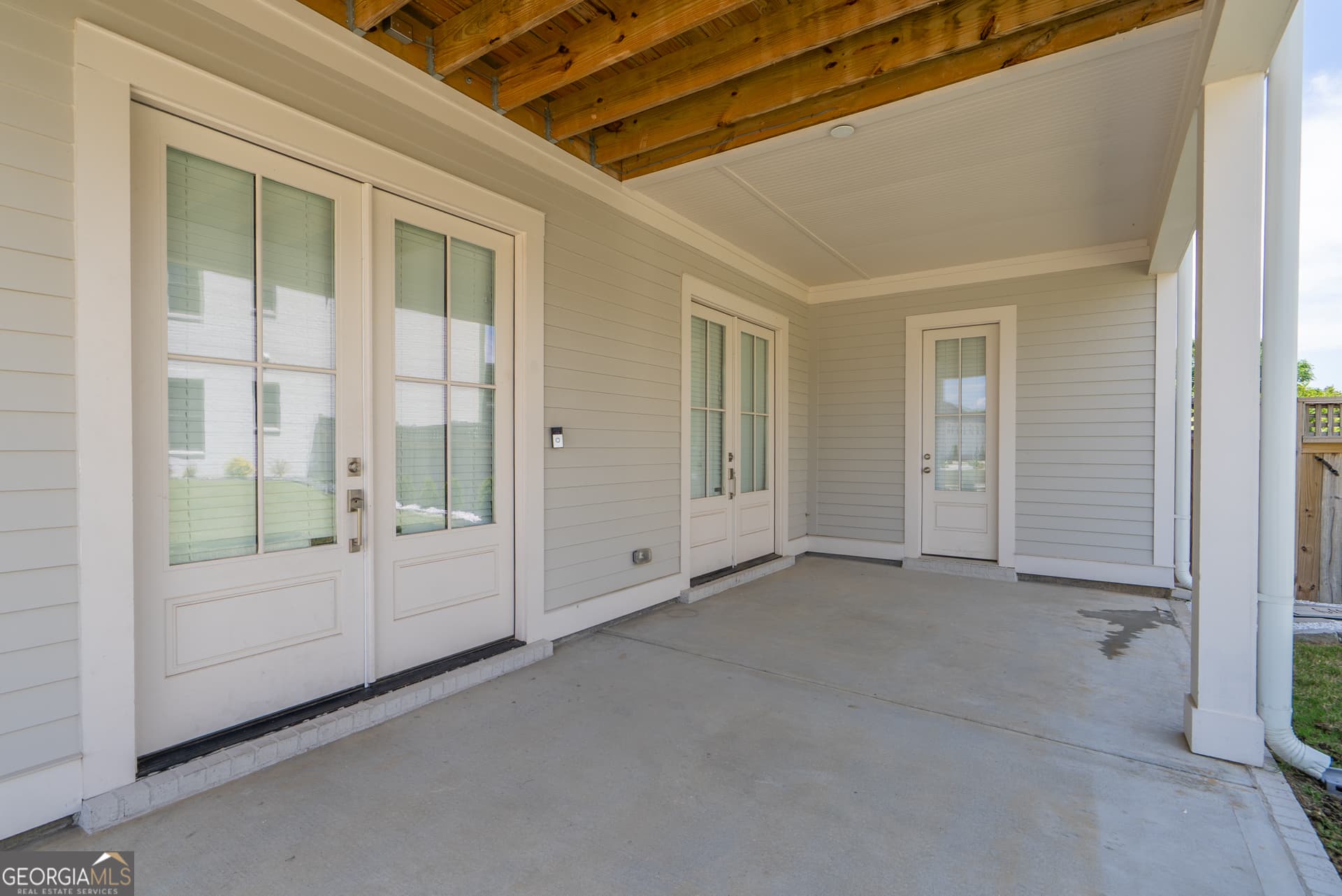 5 bedroom, 4 bathroom, 2,833 sq ft single family residence for sale at 1489 Spruce Drive, Conyers, GA 30094 — photo 9