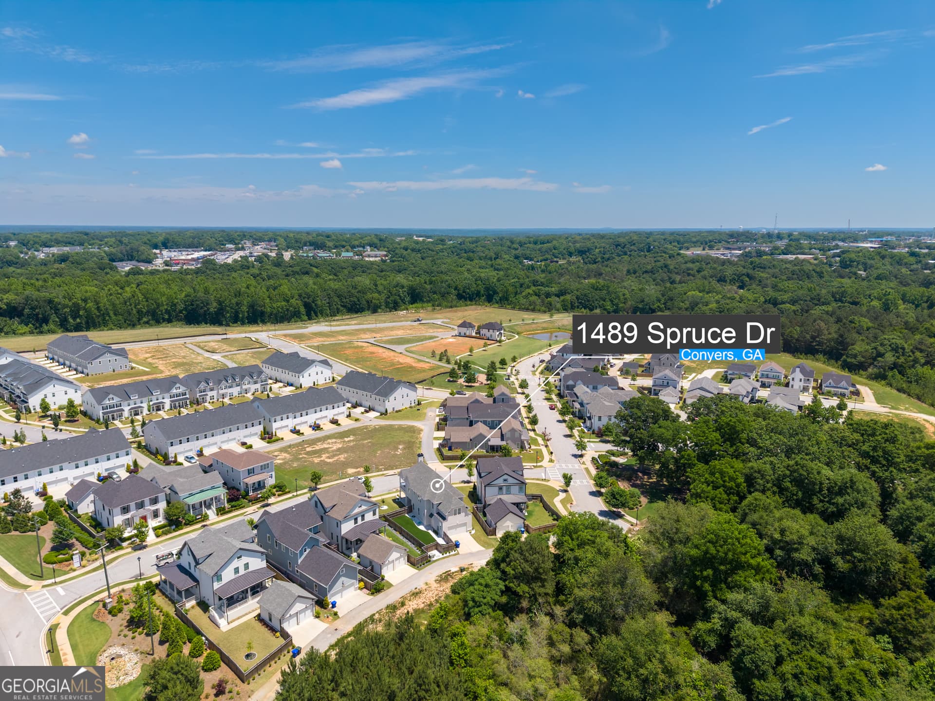 5 bedroom, 4 bathroom, 2,833 sq ft single family residence for sale at 1489 Spruce Drive, Conyers, GA 30094 — photo 4