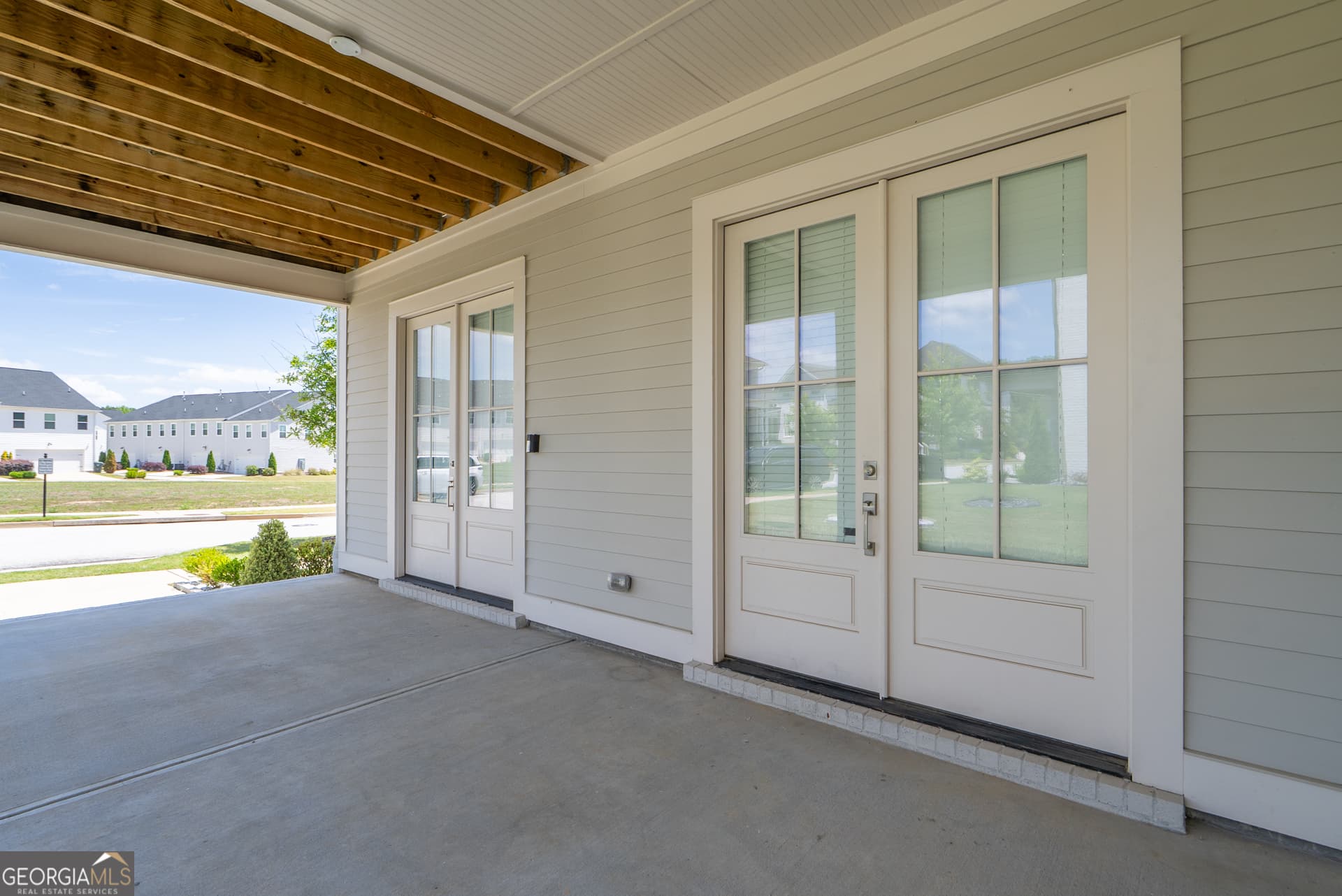 5 bedroom, 4 bathroom, 2,833 sq ft single family residence for sale at 1489 Spruce Drive, Conyers, GA 30094 — photo 8