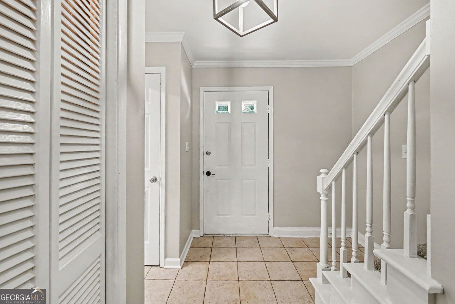 2 bedroom, 2.5 bathroom, 1,200 sq ft townhouse for sale at 567 Salem Woods Drive, Marietta, GA 30067 — photo 2