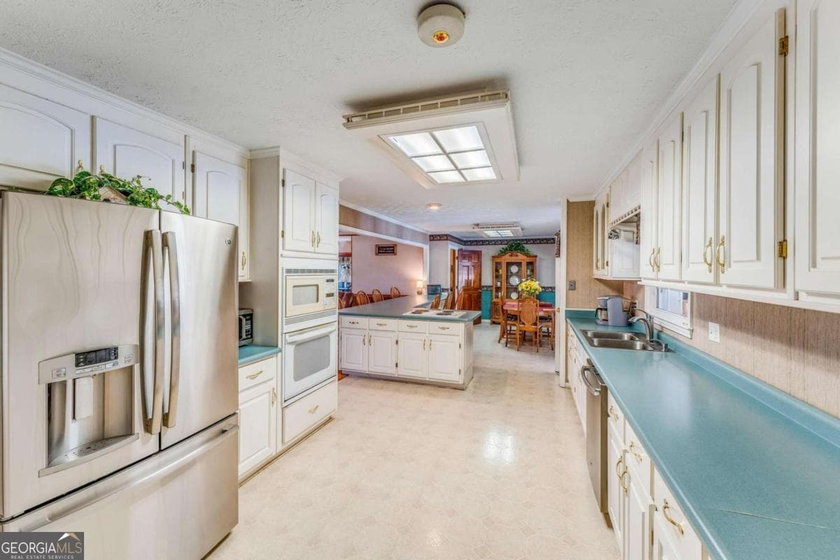4 bedroom, 2 bathroom, 2,685 sq ft single family residence for sale at 417 Pulliam Lane, Royston, GA 30662 — photo 7