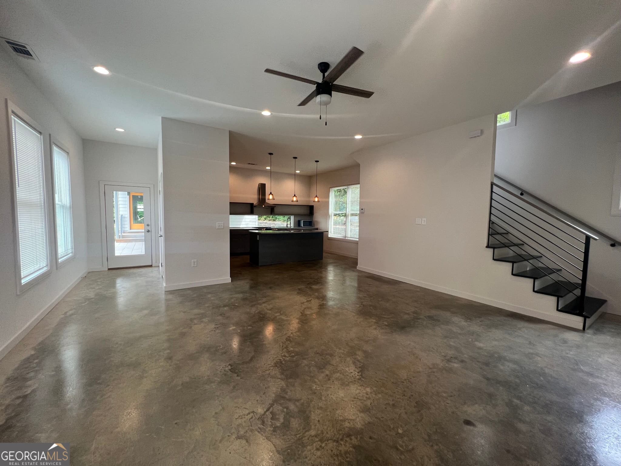 4 bedroom, 4 bathroom, 2,140 sq ft single family residence for rent at 217 North Avenue, Athens, GA 30601 for $3,600 a month — photo 2
