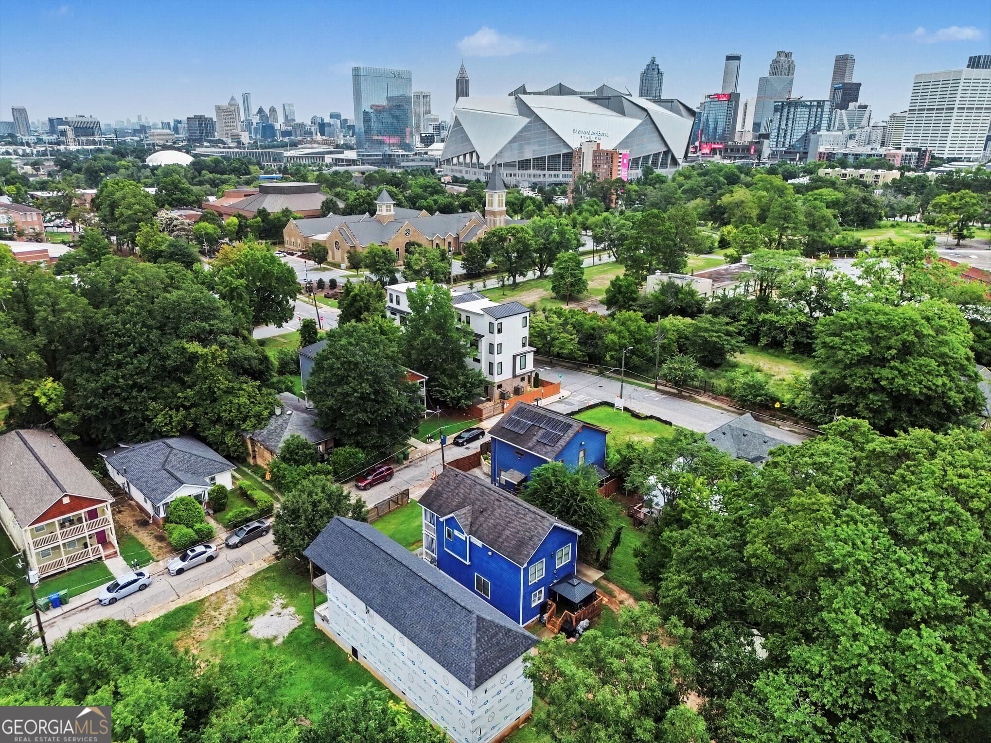 3 bedroom, 2.5 bathroom, 1,639 sq ft single family residence for sale at 594 Parsons Street, Atlanta, GA 30314 — photo 2