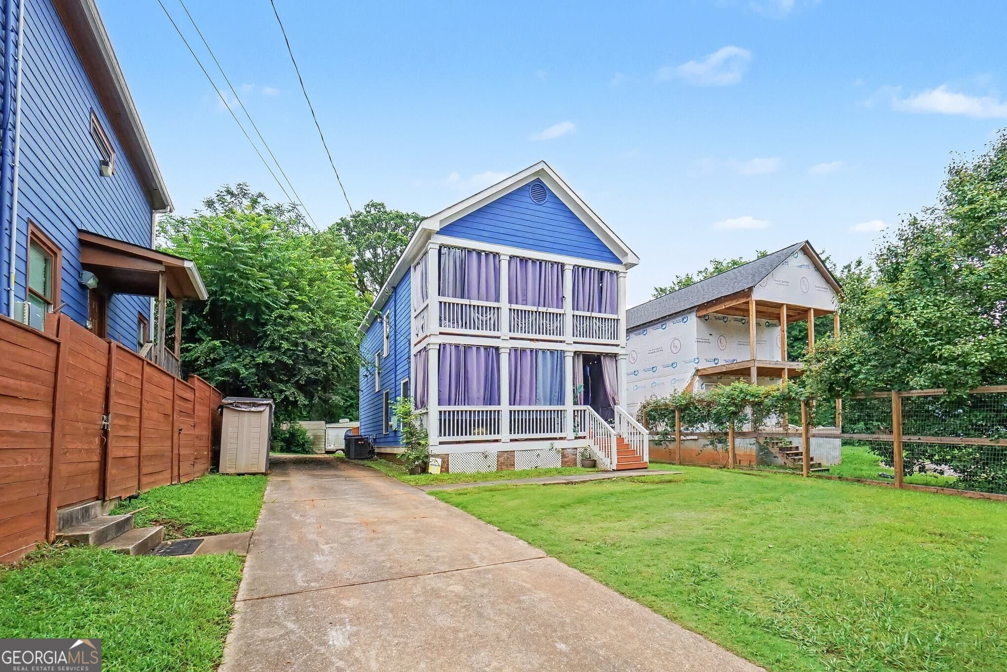 3 bedroom, 2.5 bathroom, 1,639 sq ft single family residence for sale at 594 Parsons Street, Atlanta, GA 30314 — photo 3