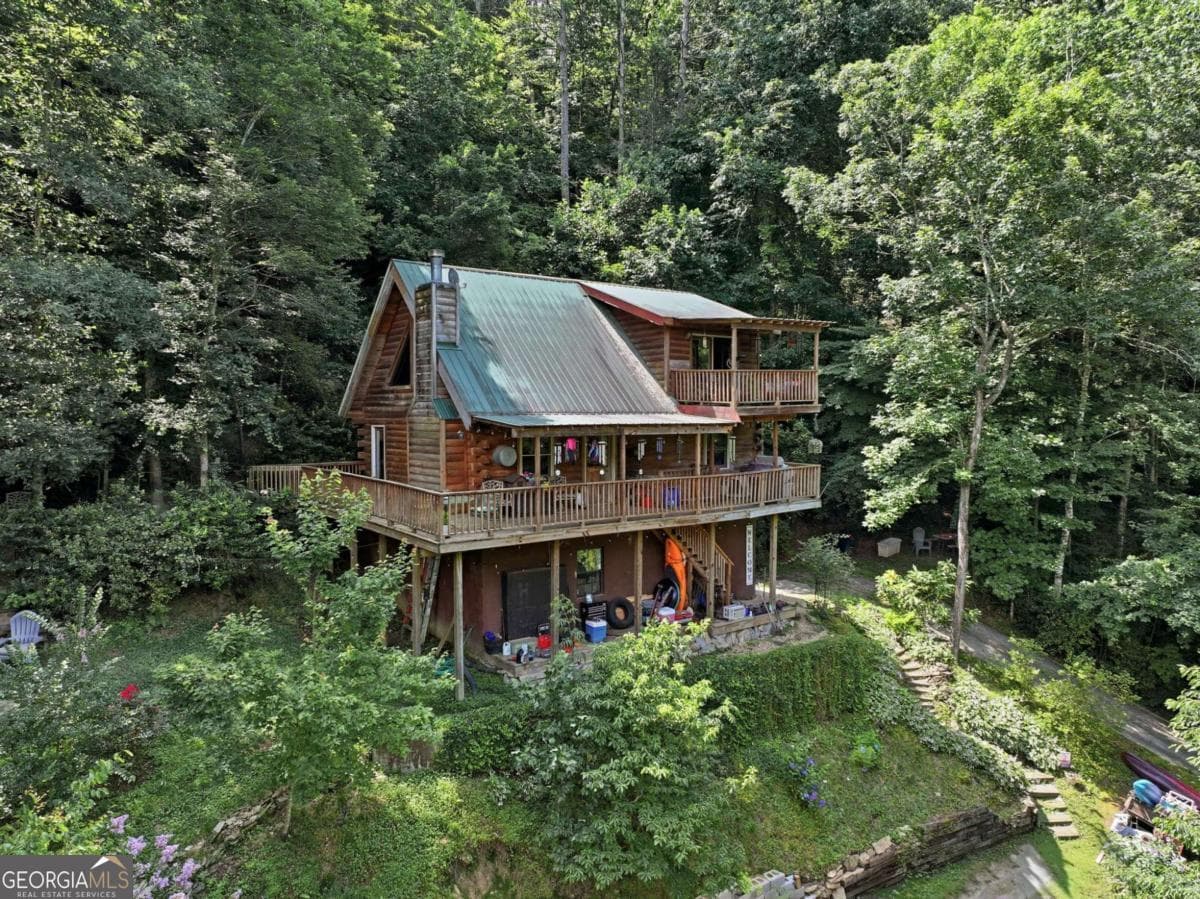 3 bedroom, 3 bathroom, 1,922 sq ft cabin,single family residence for sale at 349 Whitewater Trail, Dahlonega, GA 30533 — photo 1 of 86