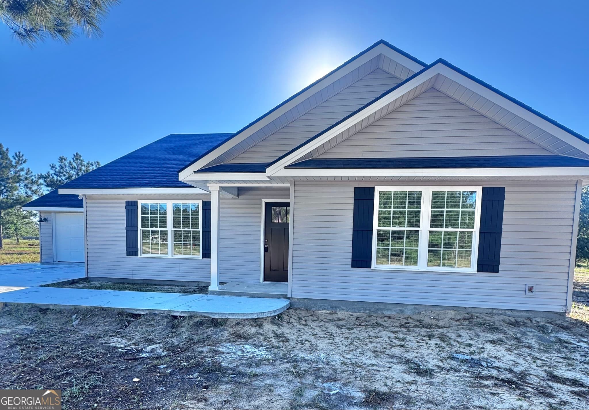 3 bedroom, 2 bathroom, 1,320 sq ft single family residence for sale at 61 Crestview Lane, Claxton, GA 30417