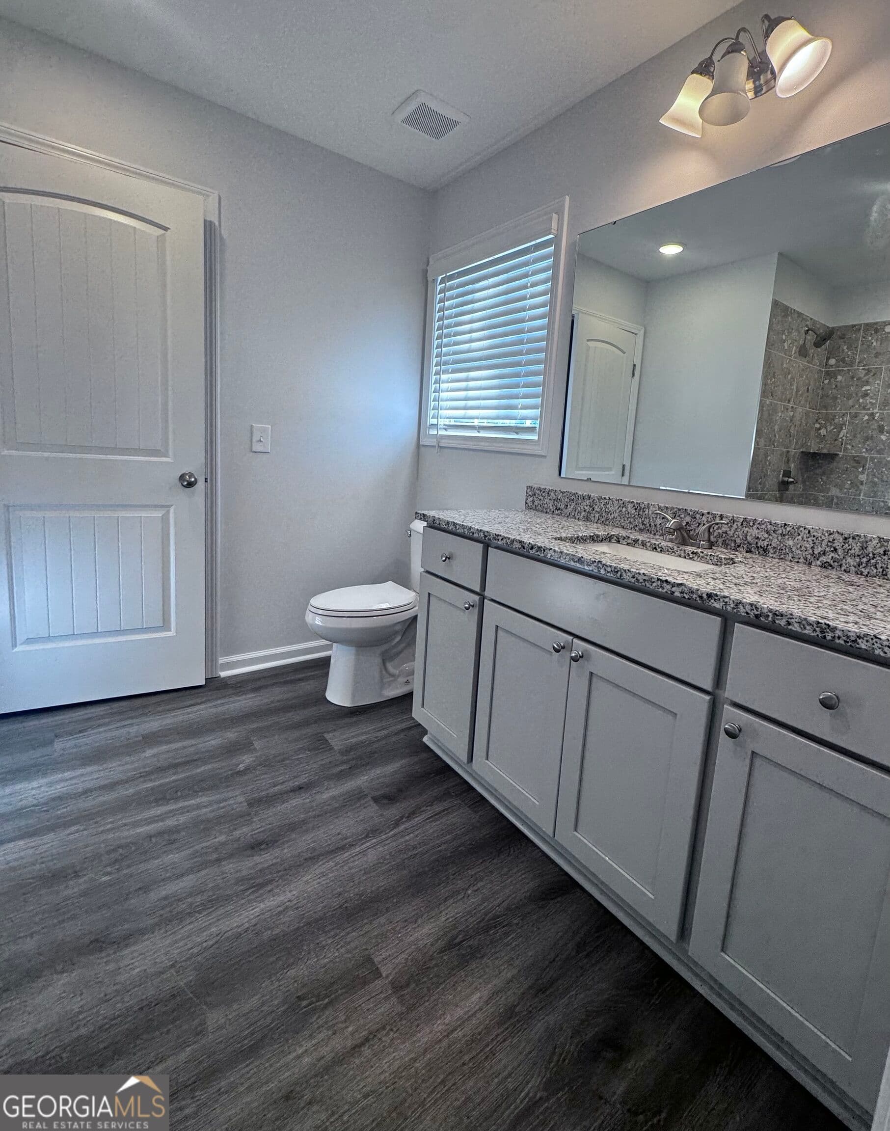 3 bedroom, 2 bathroom, 1,320 sq ft single family residence for sale at 61 Crestview Lane, Claxton, GA 30417 — photo 8