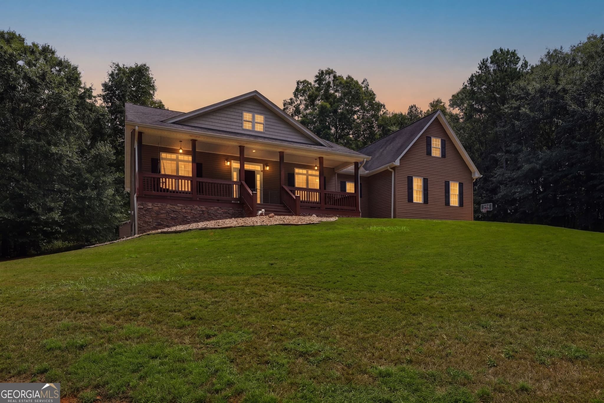 5 bedroom, 3.5 bathroom, 4,745 sq ft single family residence for sale at 1115 Richard Bridges Road, Commerce, GA 30530 — photo 2
