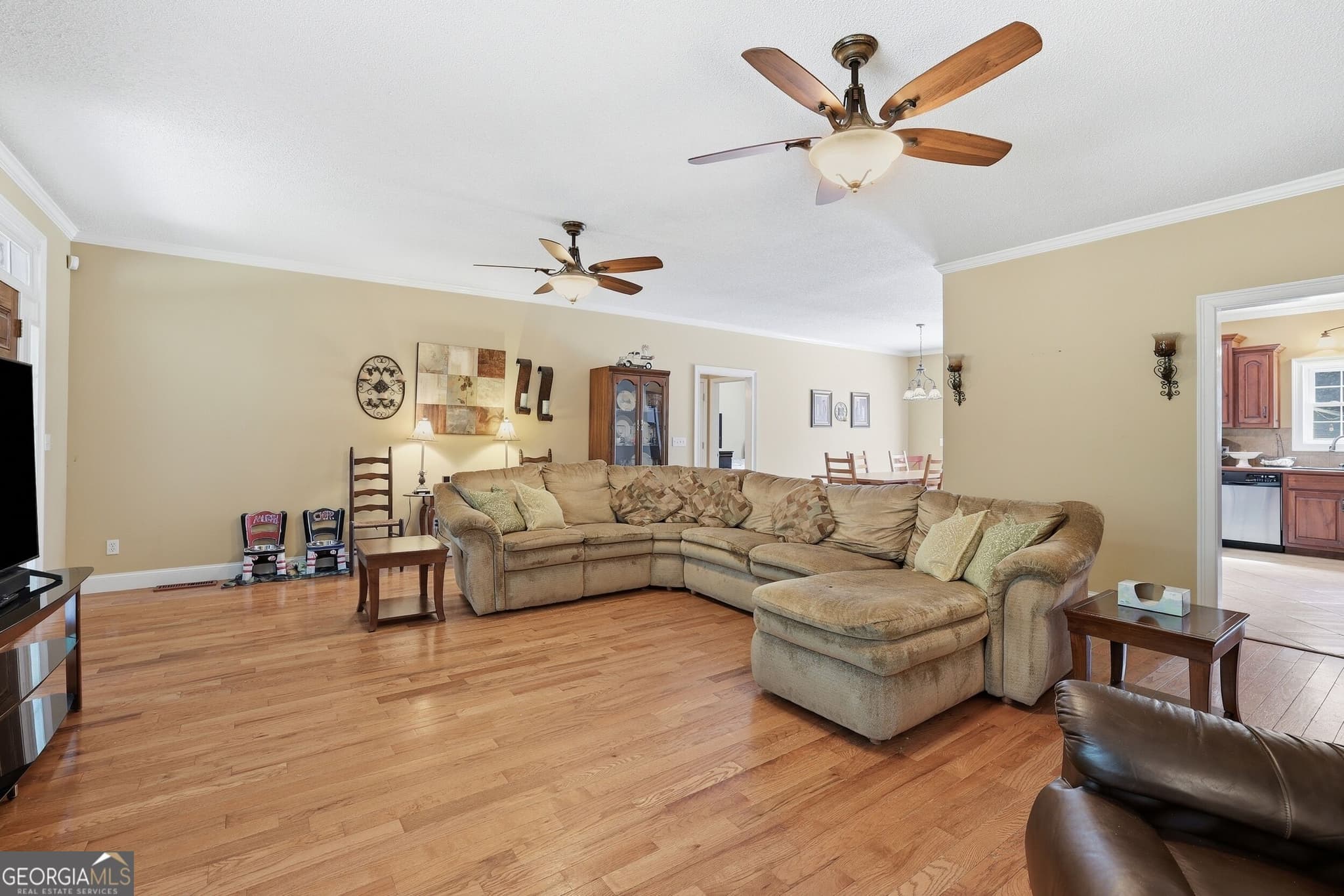 5 bedroom, 3.5 bathroom, 4,745 sq ft single family residence for sale at 1115 Richard Bridges Road, Commerce, GA 30530 — photo 6