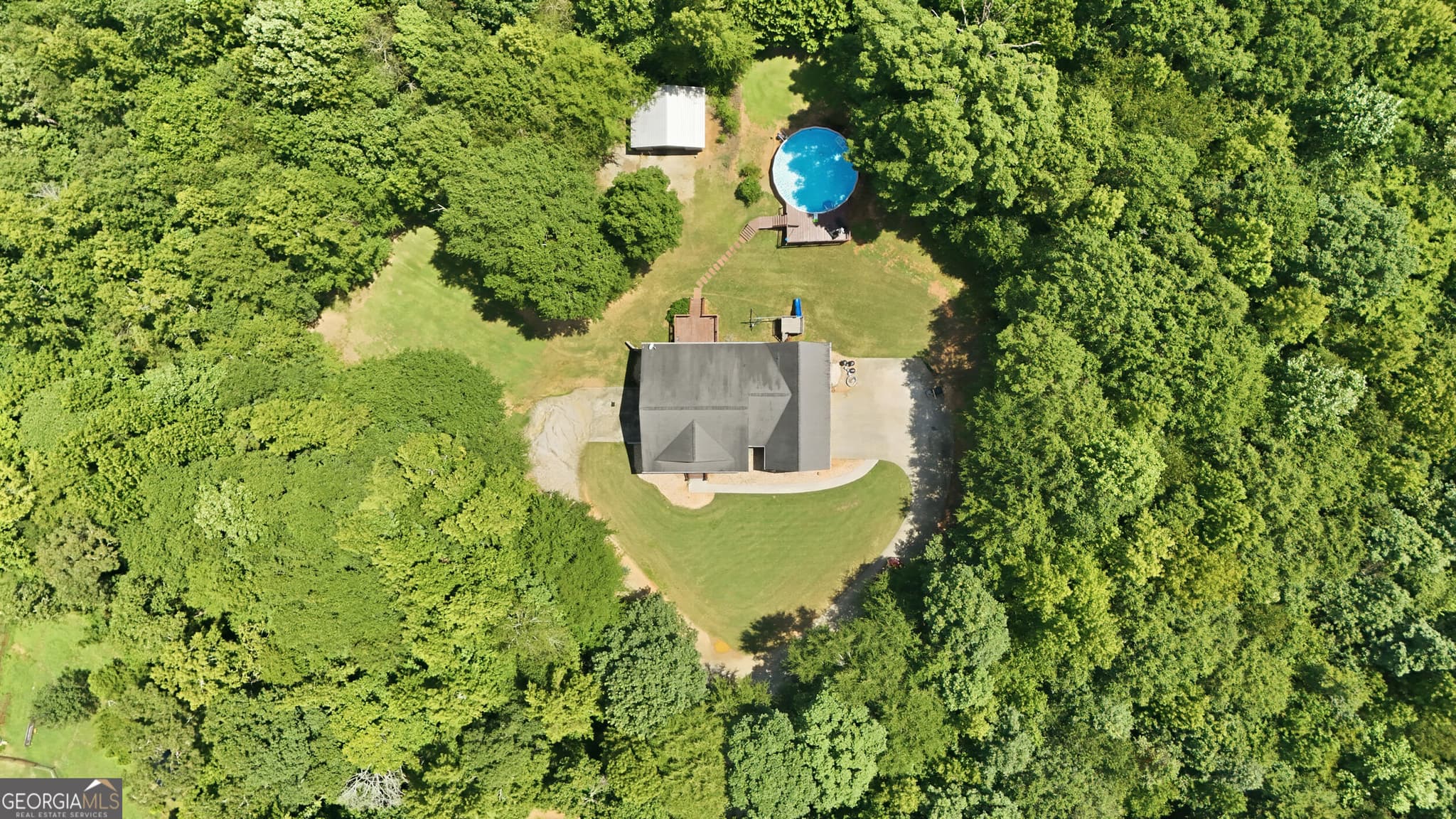 5 bedroom, 3.5 bathroom, 4,745 sq ft single family residence for sale at 1115 Richard Bridges Road, Commerce, GA 30530 — photo 3