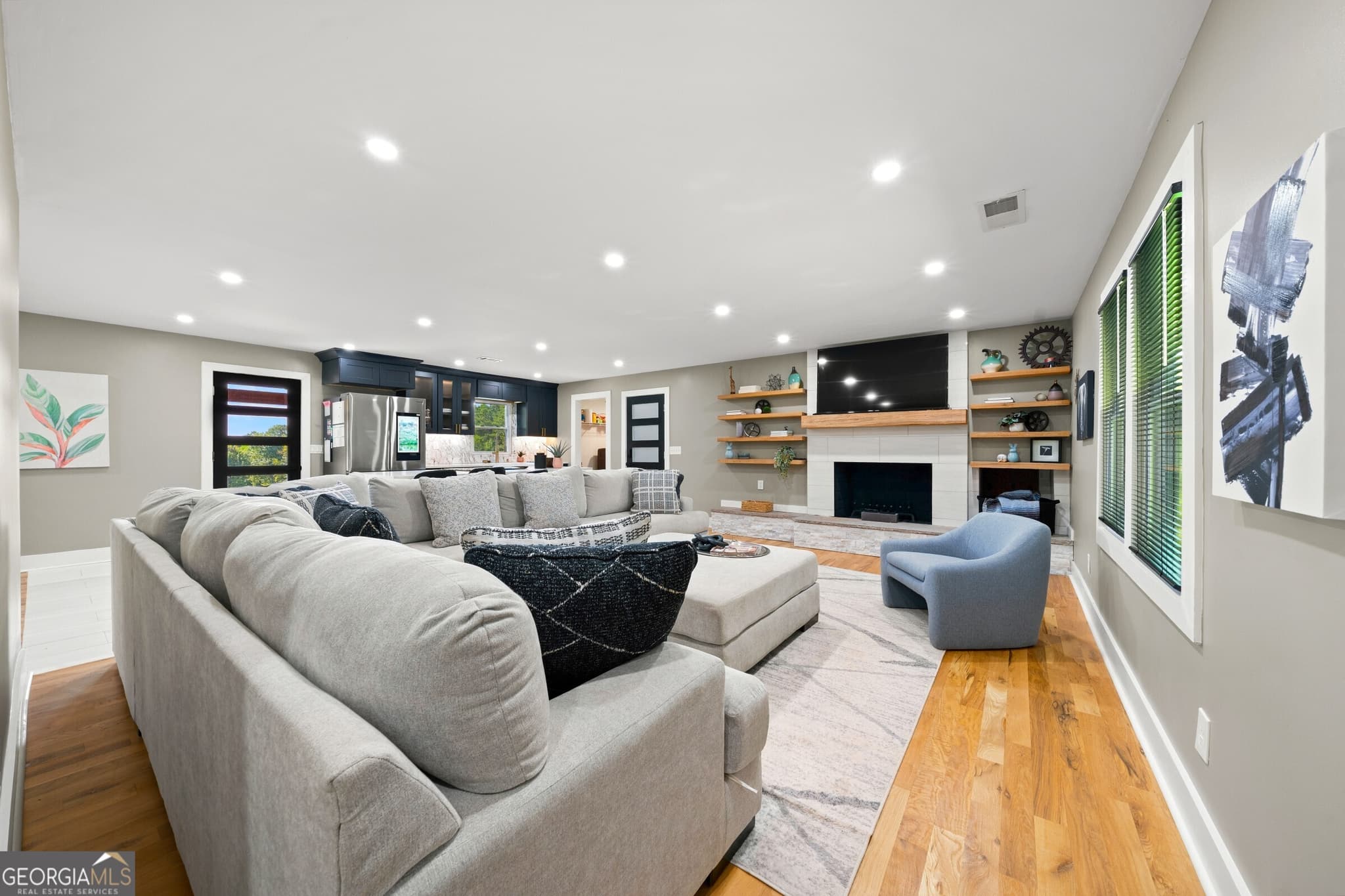 6 bedroom, 3 bathroom, 6,177 sq ft single family residence for sale at 280 Etheridge Road, Auburn, GA 30011 — photo 7
