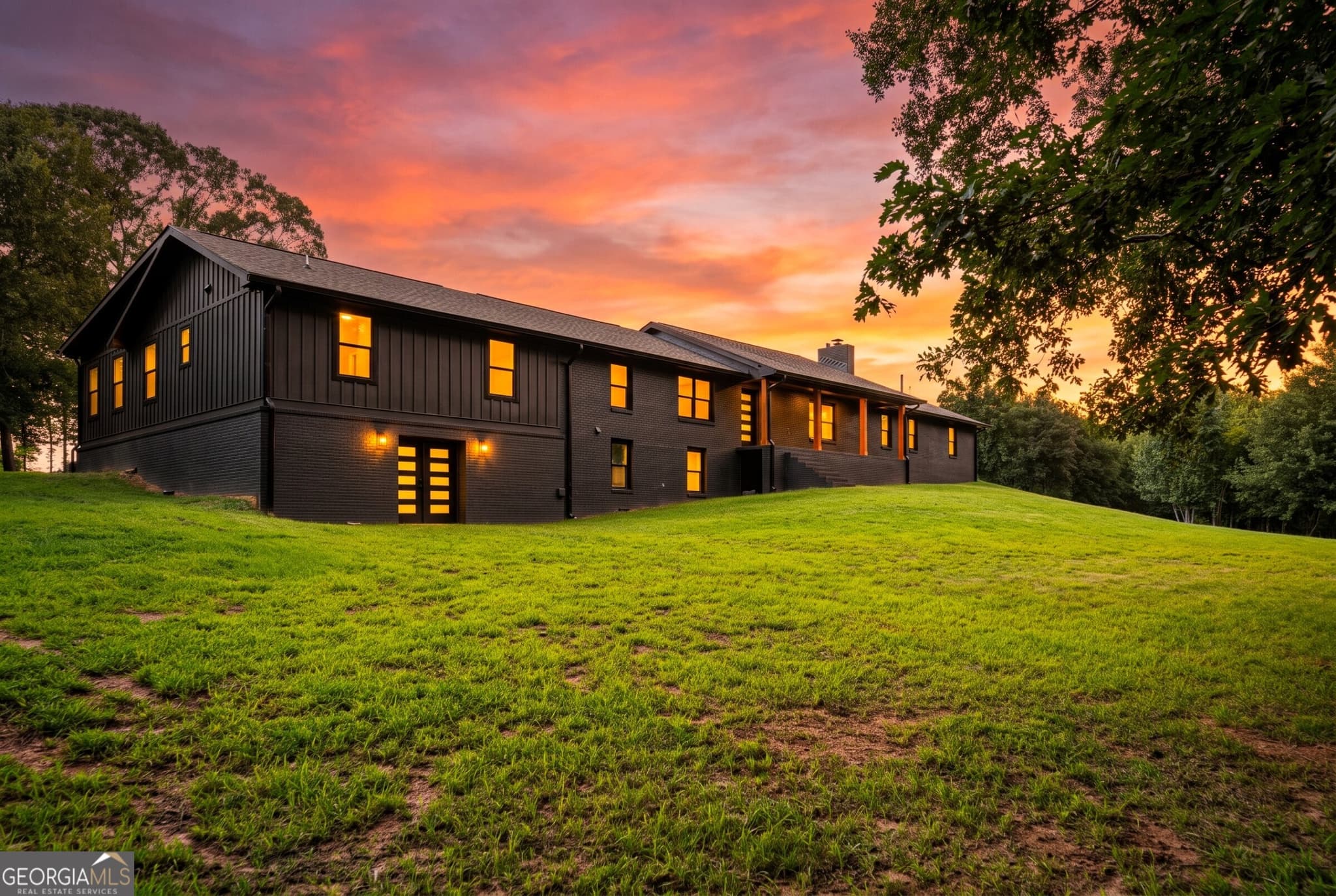6 bedroom, 3 bathroom, 6,177 sq ft single family residence for sale at 280 Etheridge Road, Auburn, GA 30011