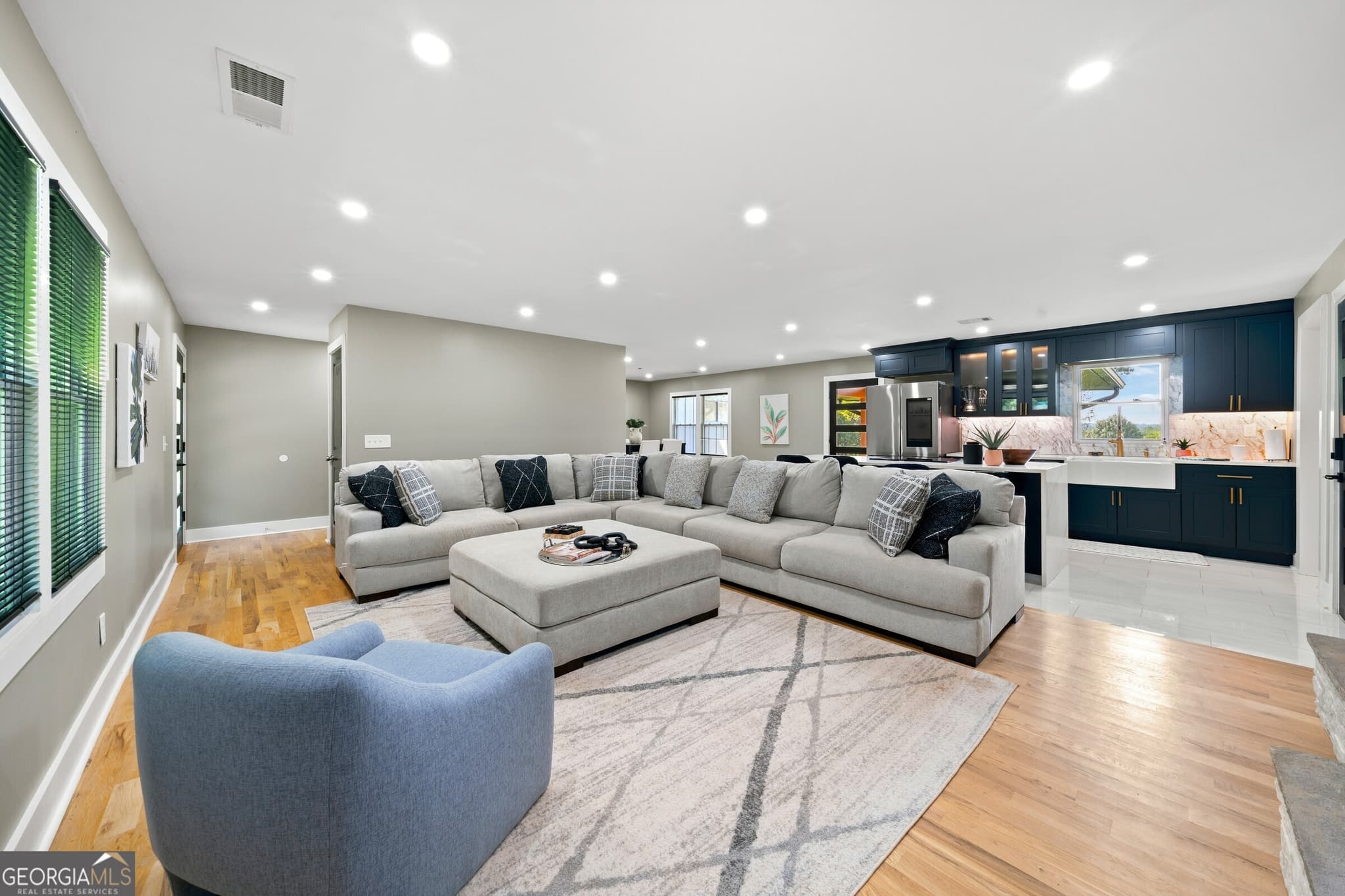 6 bedroom, 3 bathroom, 6,177 sq ft single family residence for sale at 280 Etheridge Road, Auburn, GA 30011 — photo 8