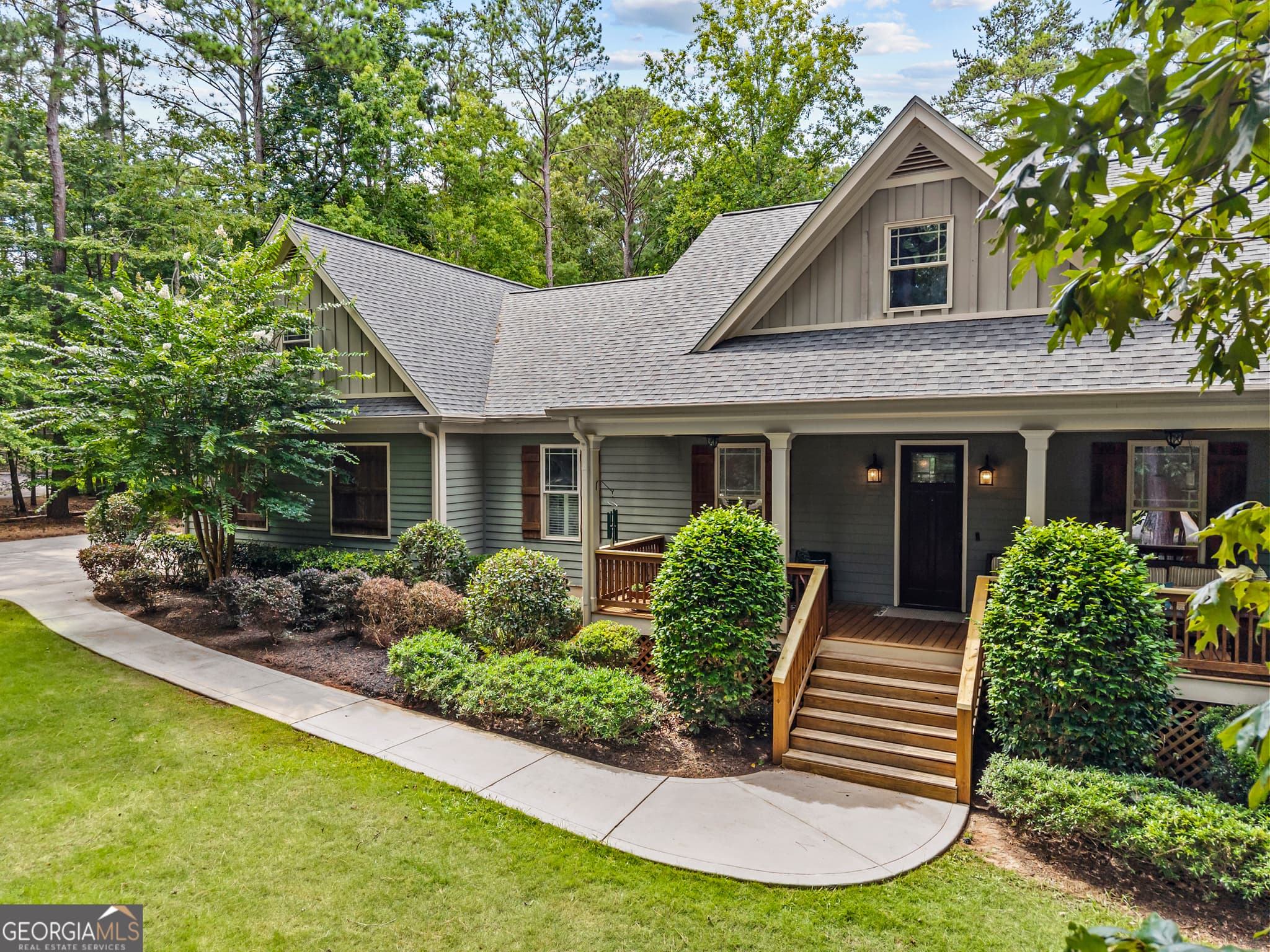 3 bedroom, 3.5 bathroom, 3,468 sq ft single family residence under contract at 135 Phoenix Drive, Eatonton, GA 31024 — photo 3