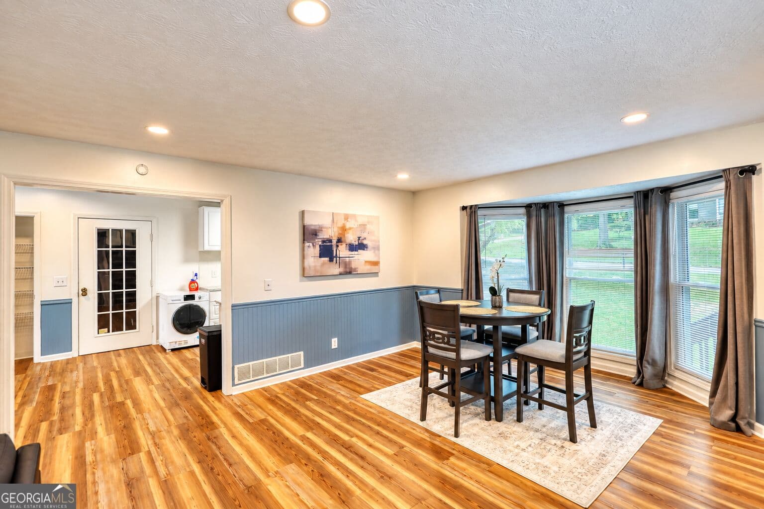 6 bedroom, 4 bathroom, 2,570 sq ft single family residence for sale at 1173 Mill Ridge Drive, Lawrenceville, GA 30046 — photo 10