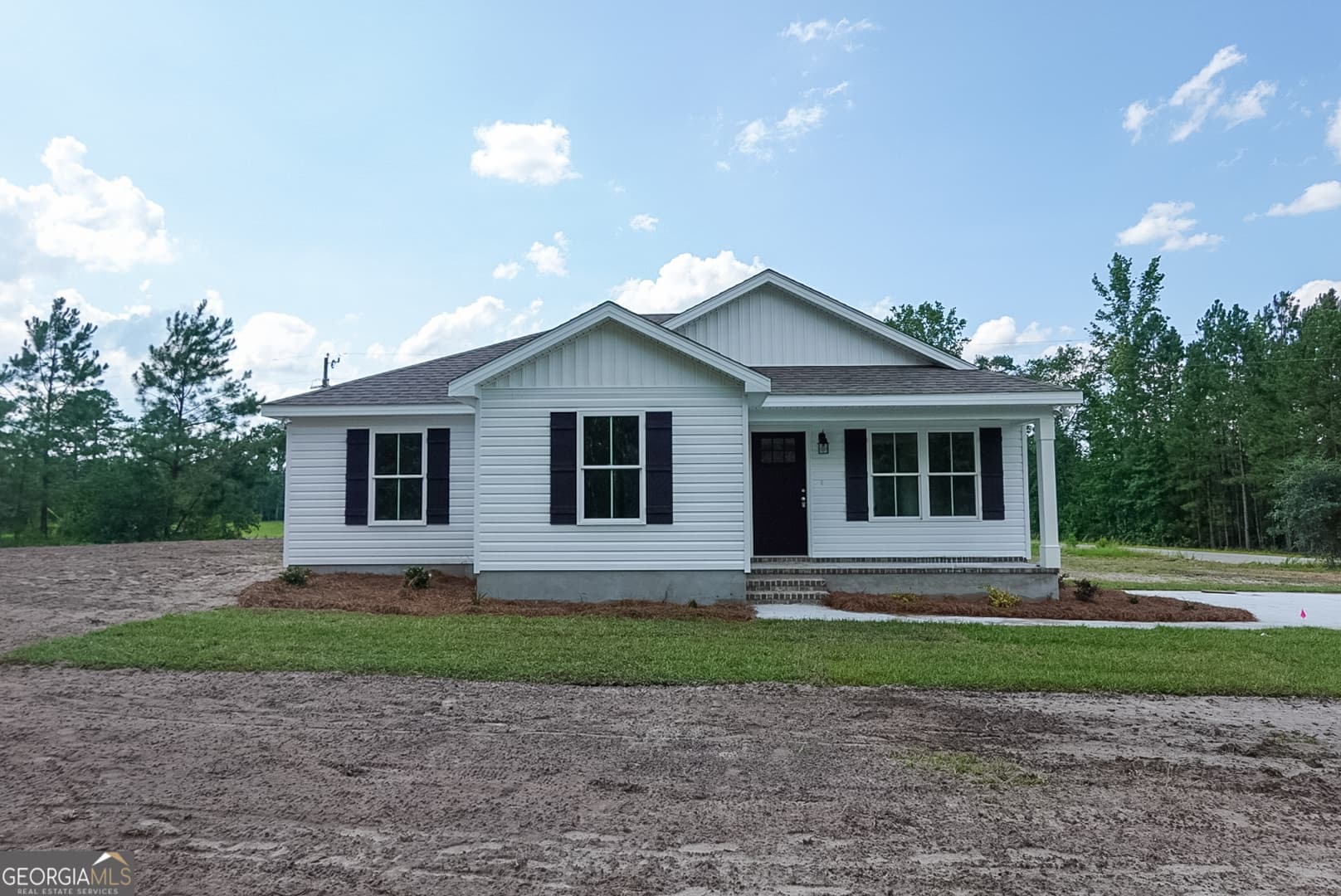 3 bedroom, 2 bathroom, 1,220 sq ft single family residence sold at 4537 Deloach Church Road, Claxton, GA 30417